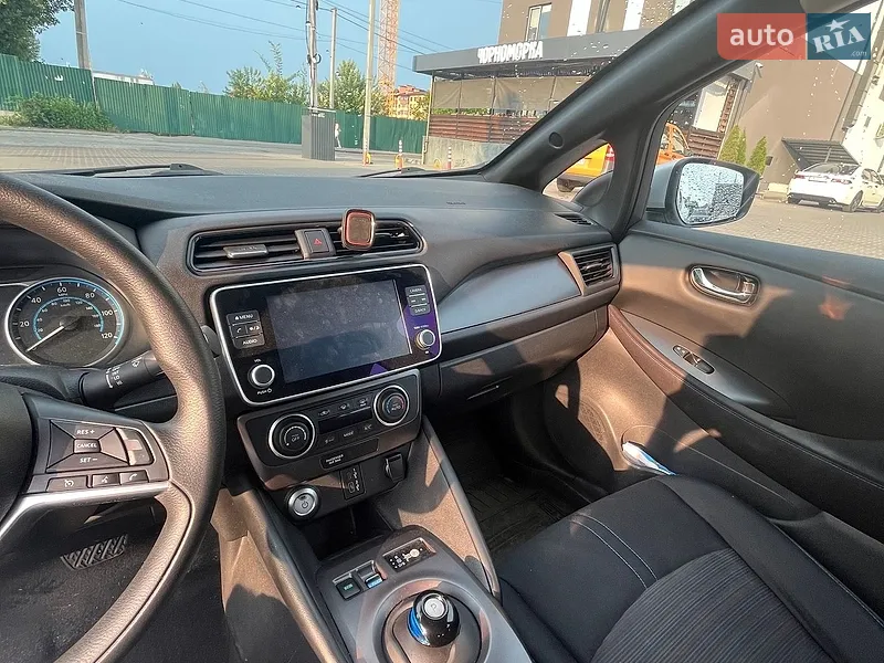 Nissan Leaf 2021 VIN 1N4AZ1BV4MC553981 фото оголошення 21 з 76