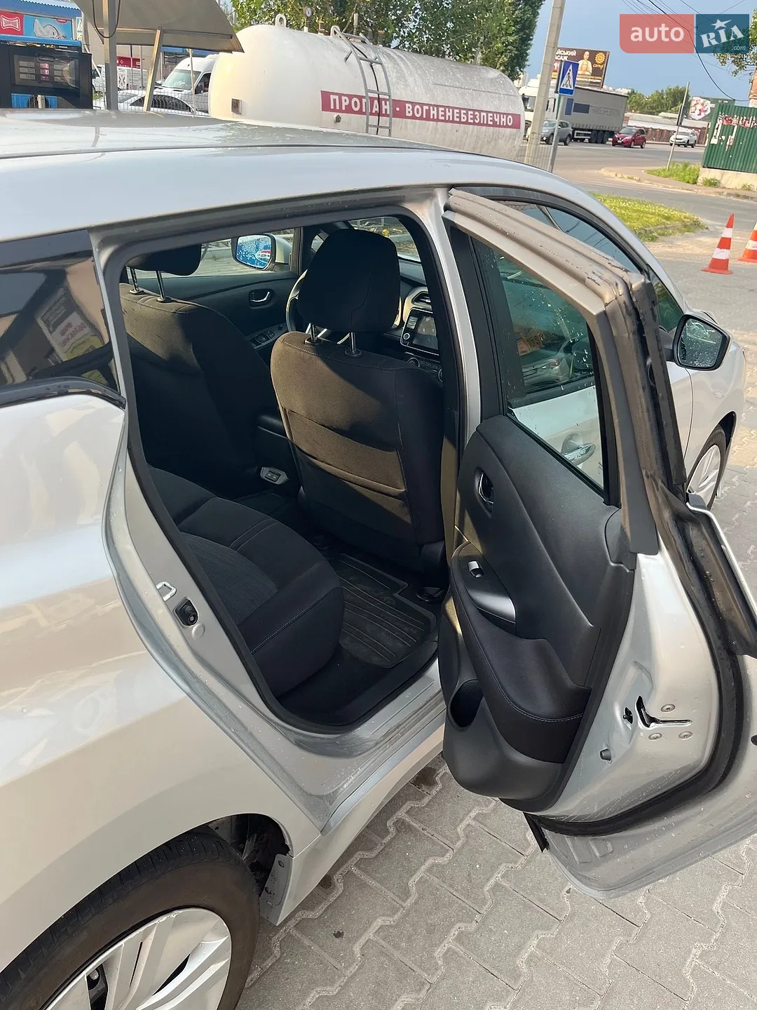 Nissan Leaf 2021 VIN 1N4AZ1BV4MC553981 фото оголошення 31 з 39