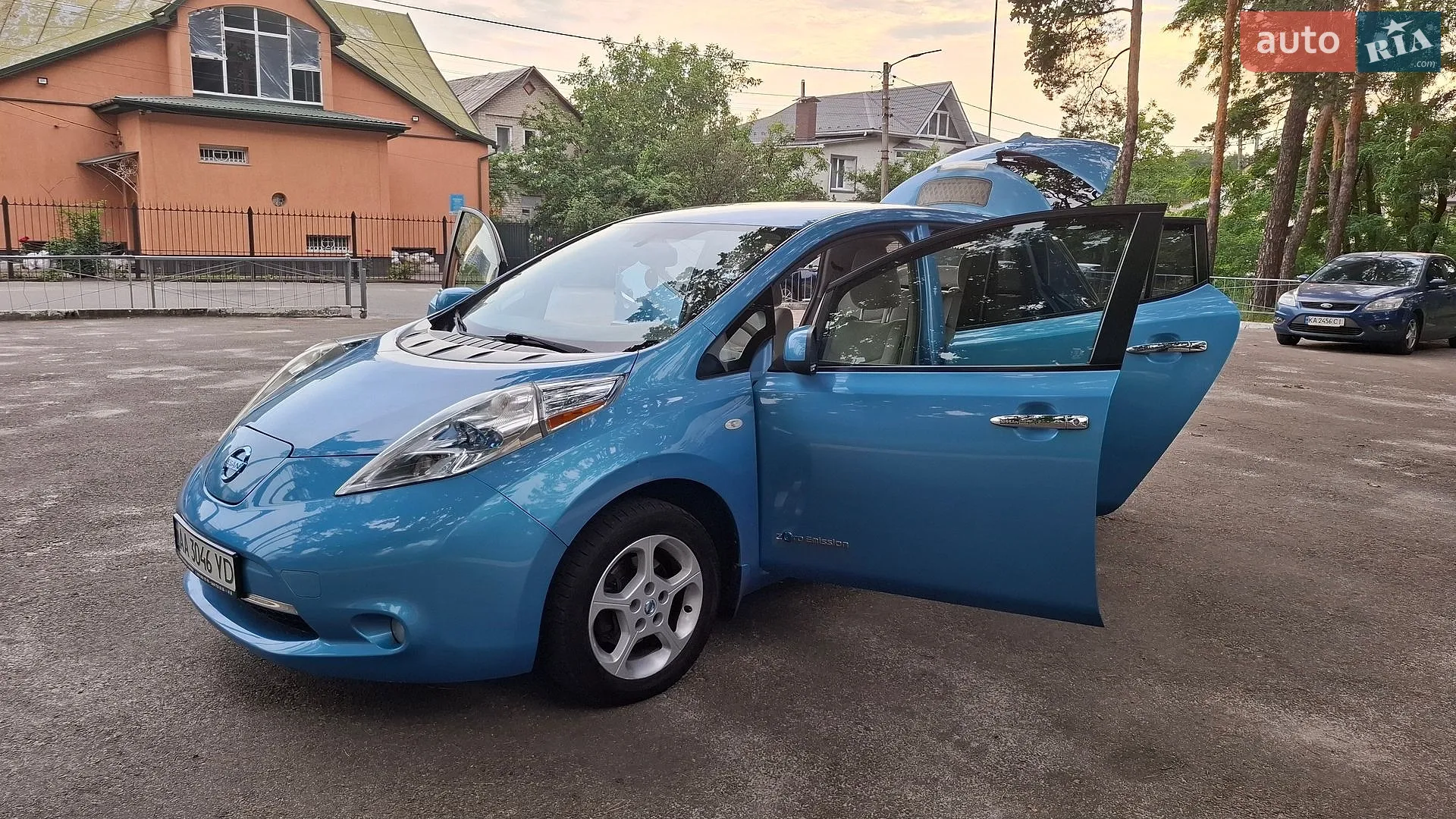 2011 Nissan Leaf - мініатюра 4