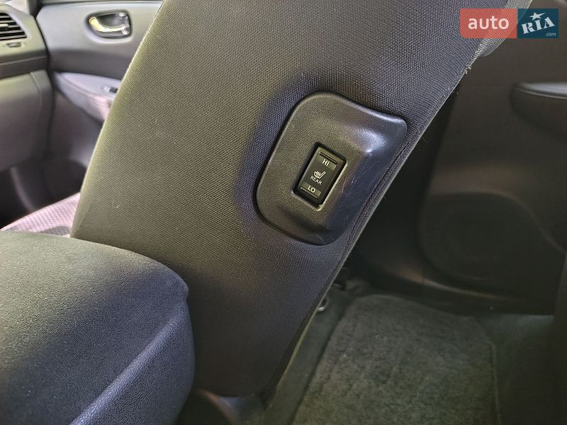 Хэтчбек Nissan Leaf 2014 в Ивано-Франковске