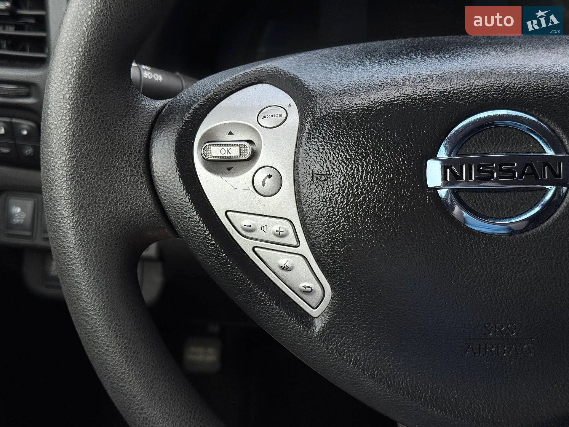 2016 Nissan Leaf - мініатюра 34