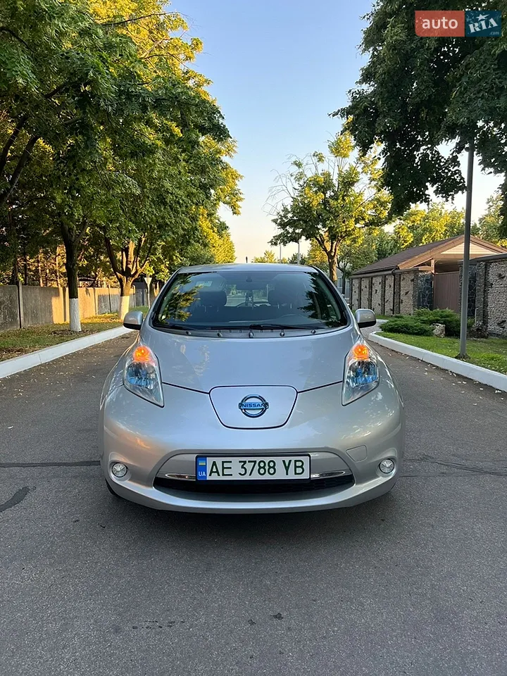 2014 Nissan Leaf - мініатюра 28