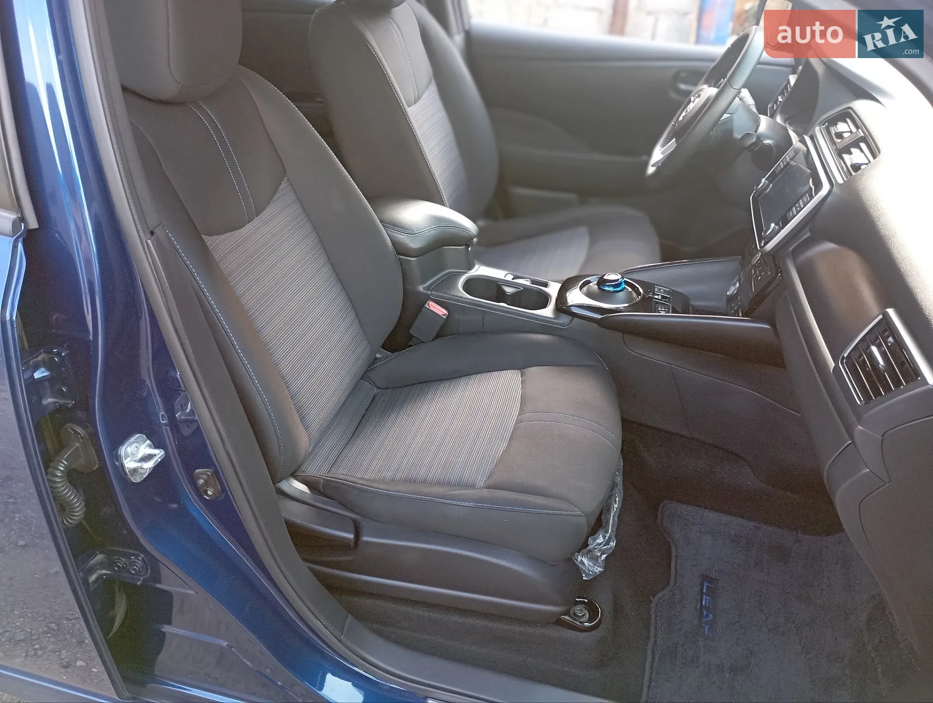 2022 Nissan Leaf - мініатюра 14