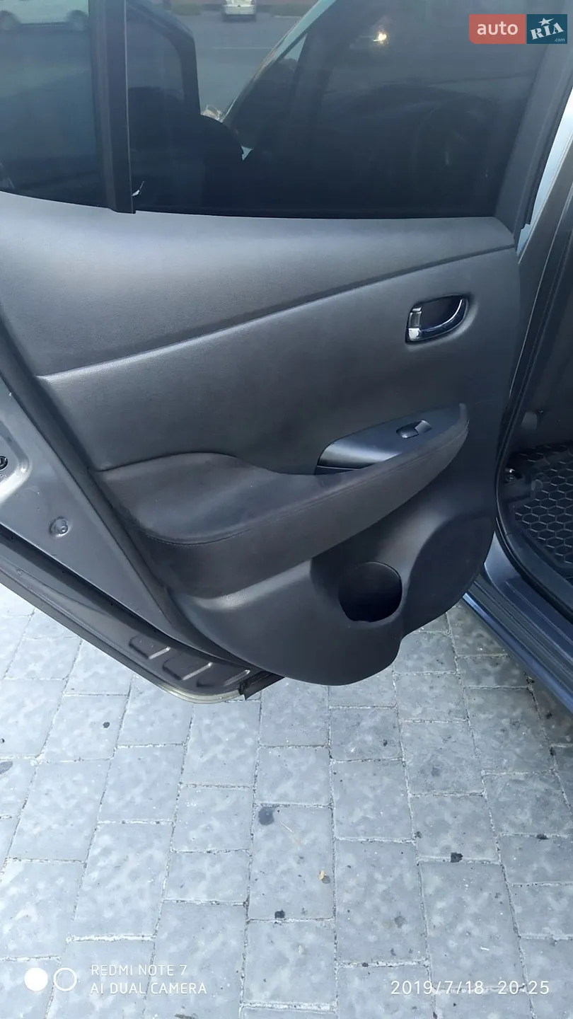 2014 Nissan Leaf - мініатюра 10