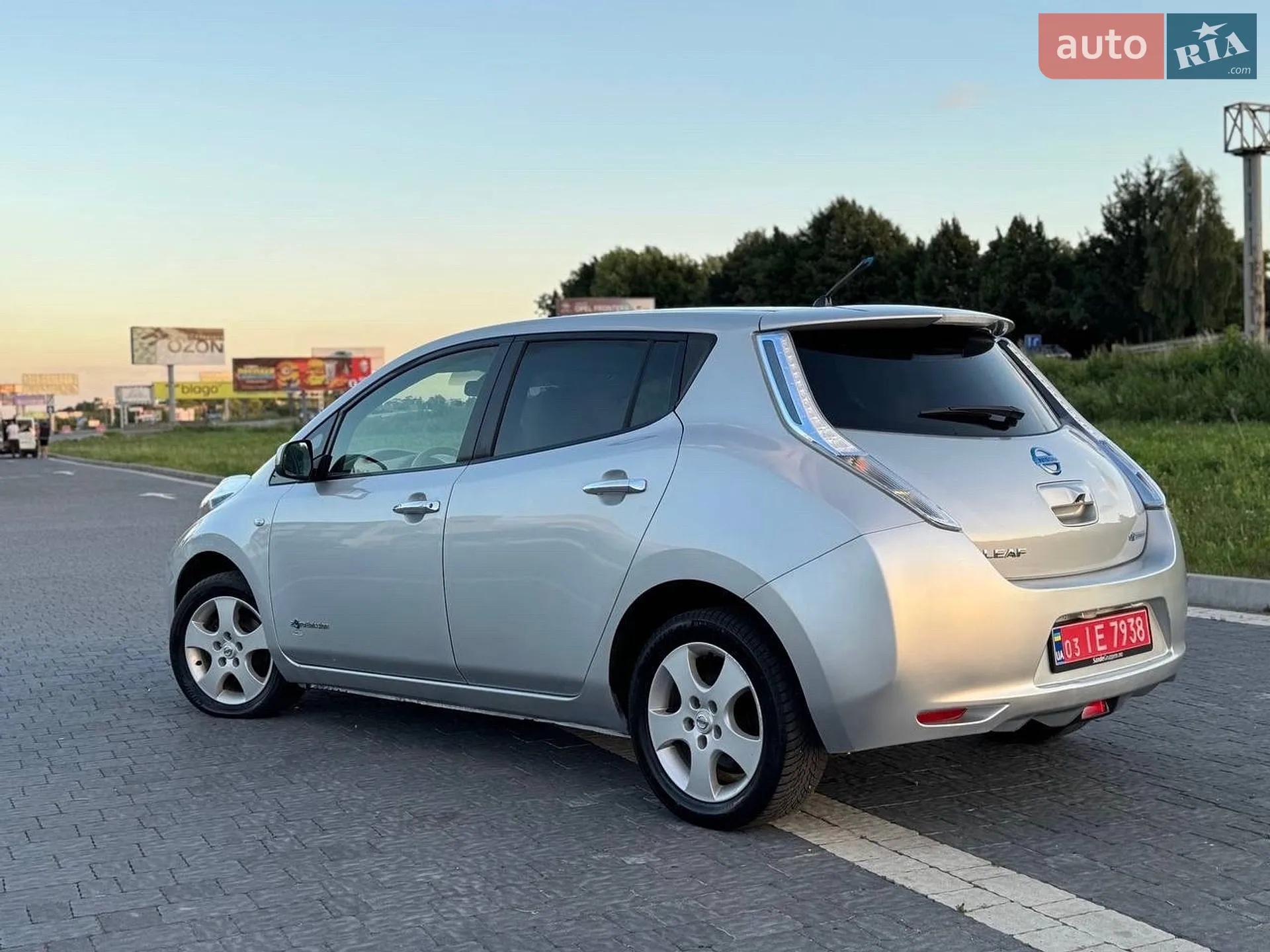 2012 Nissan Leaf - мініатюра 37