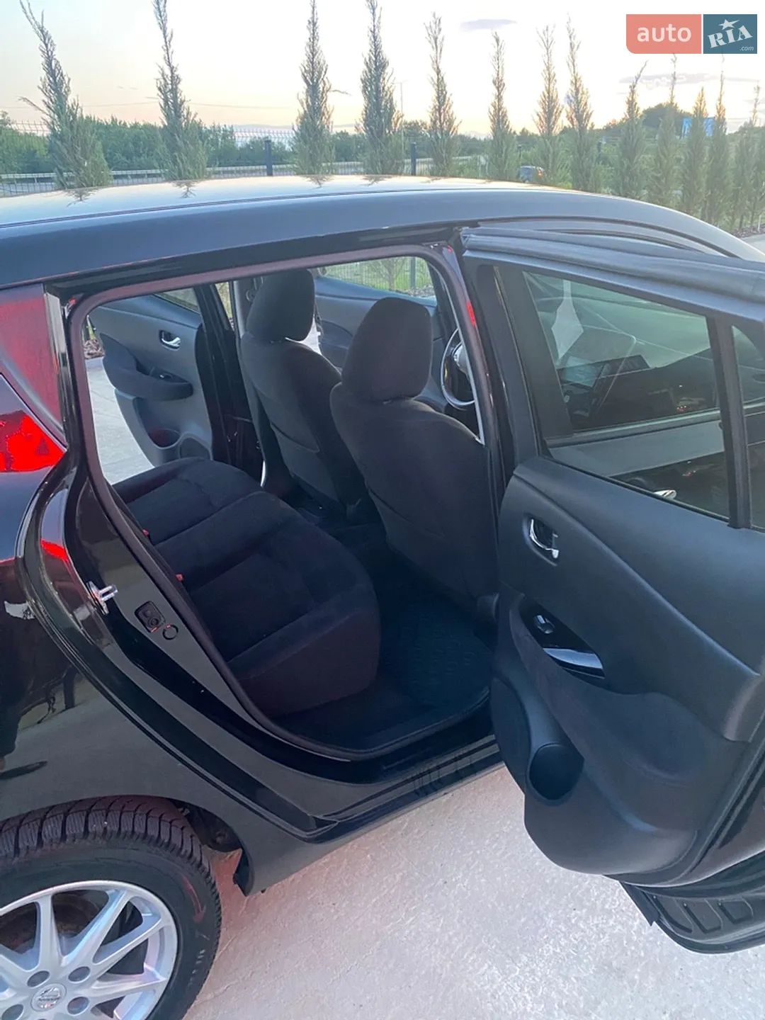 2015 Nissan Leaf - мініатюра 12