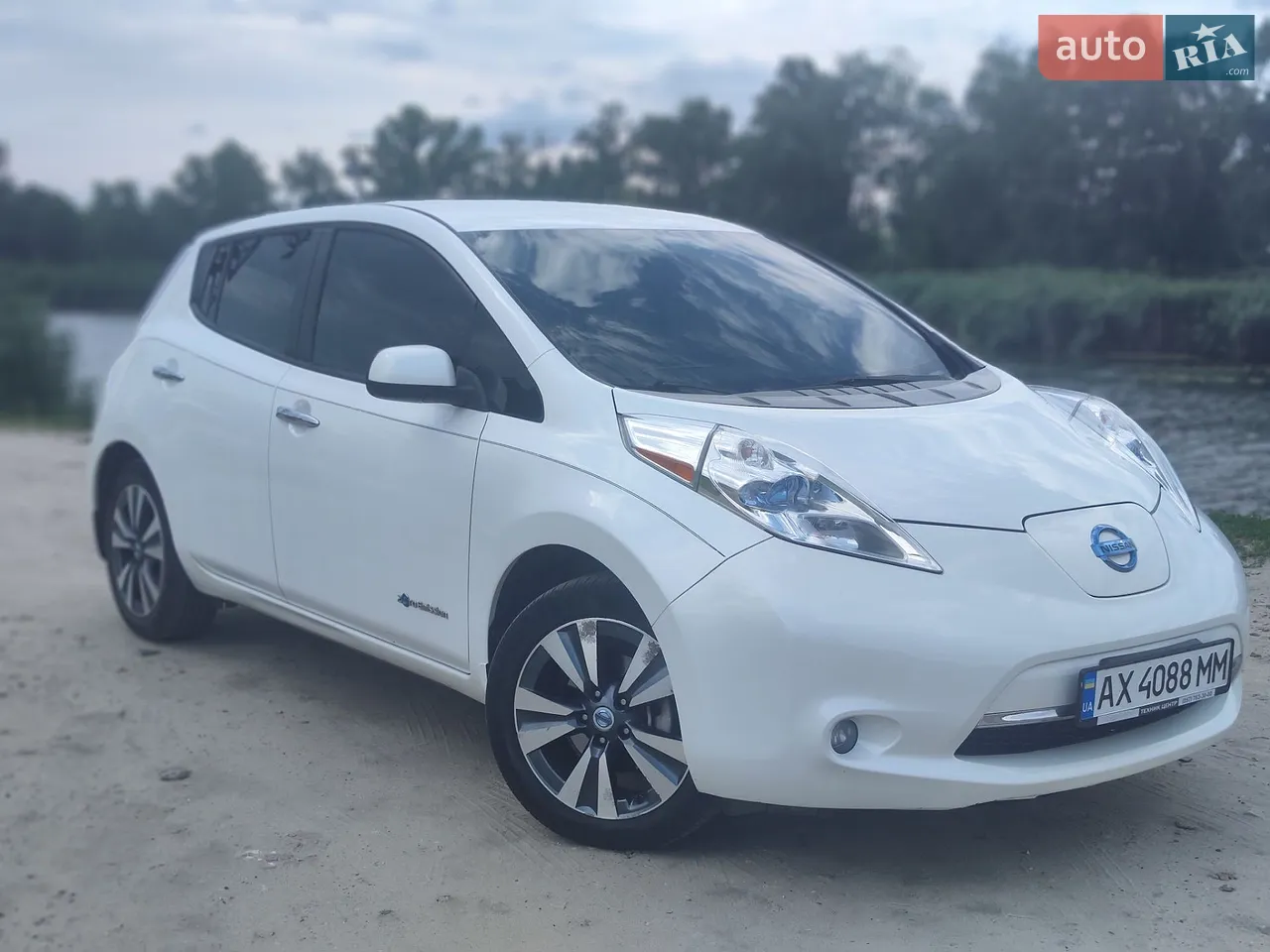 2013 Nissan Leaf - мініатюра 17