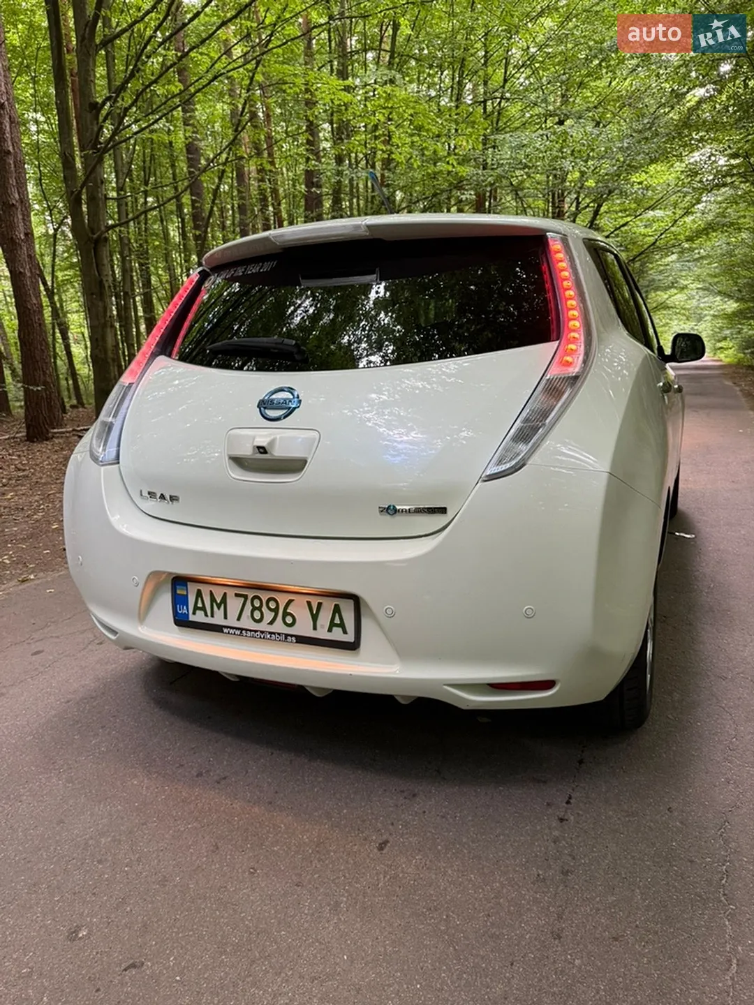 2010 Nissan Leaf - мініатюра 11