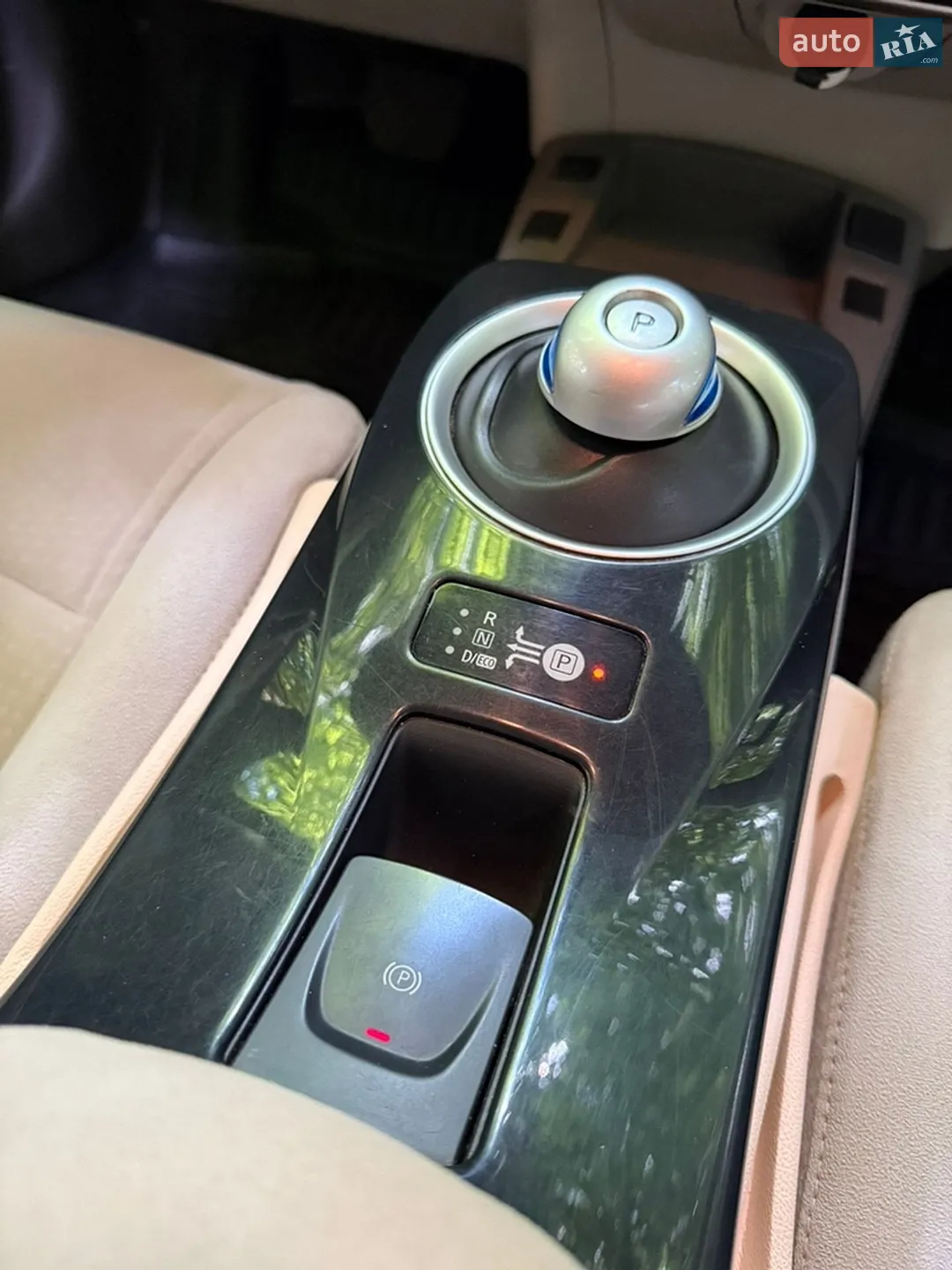 2010 Nissan Leaf - мініатюра 38
