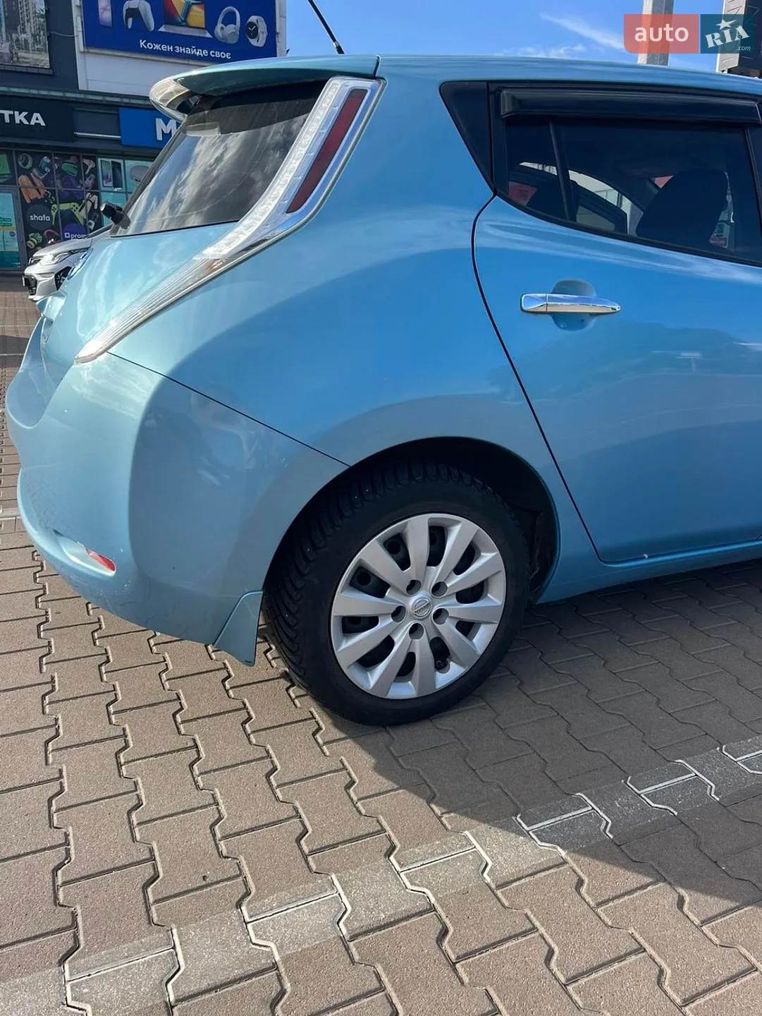 2015 Nissan Leaf - мініатюра 16