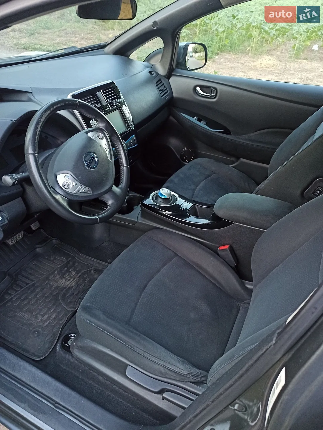 2015 Nissan Leaf - мініатюра 12
