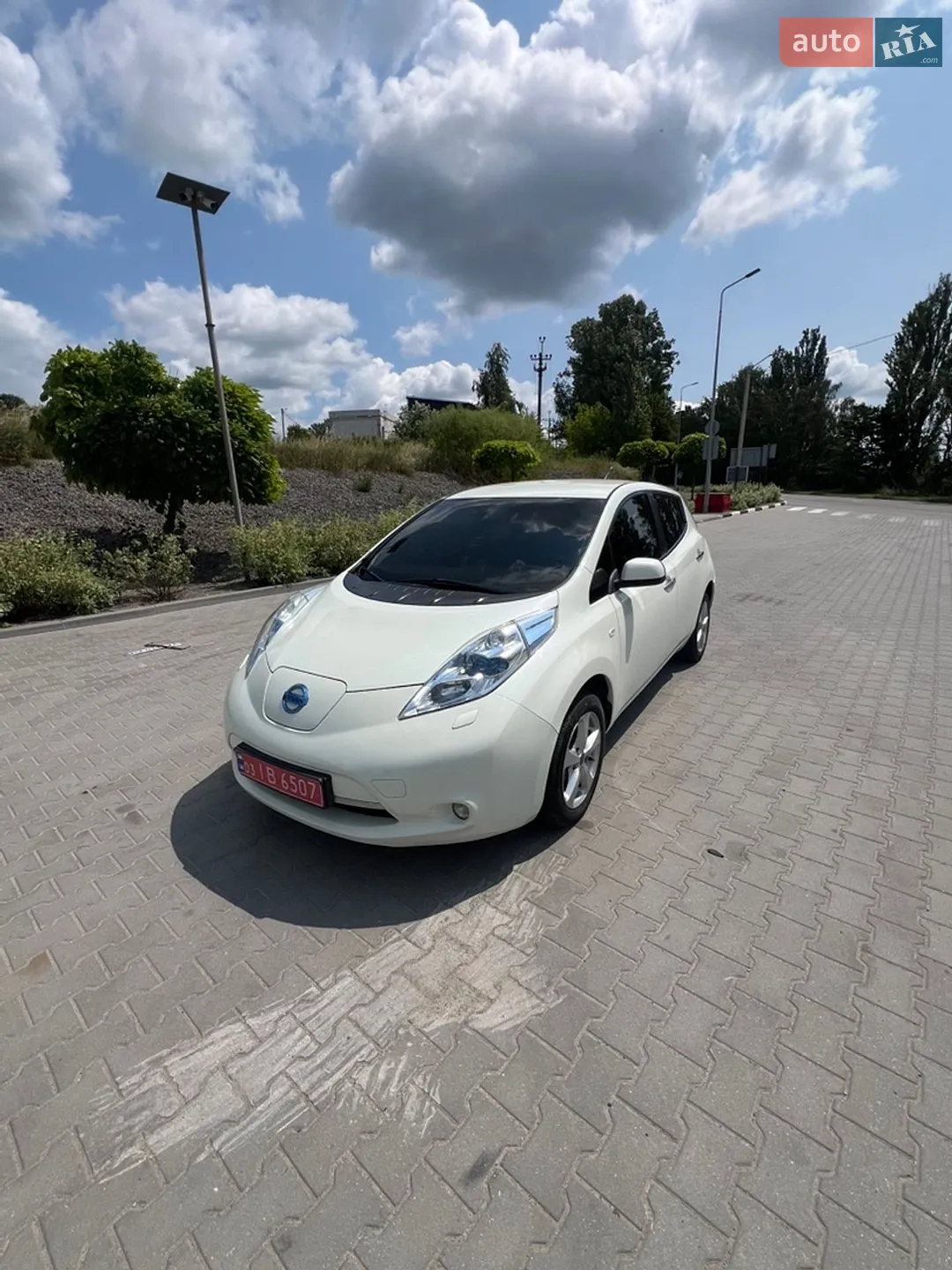 2011 Nissan Leaf - мініатюра 2
