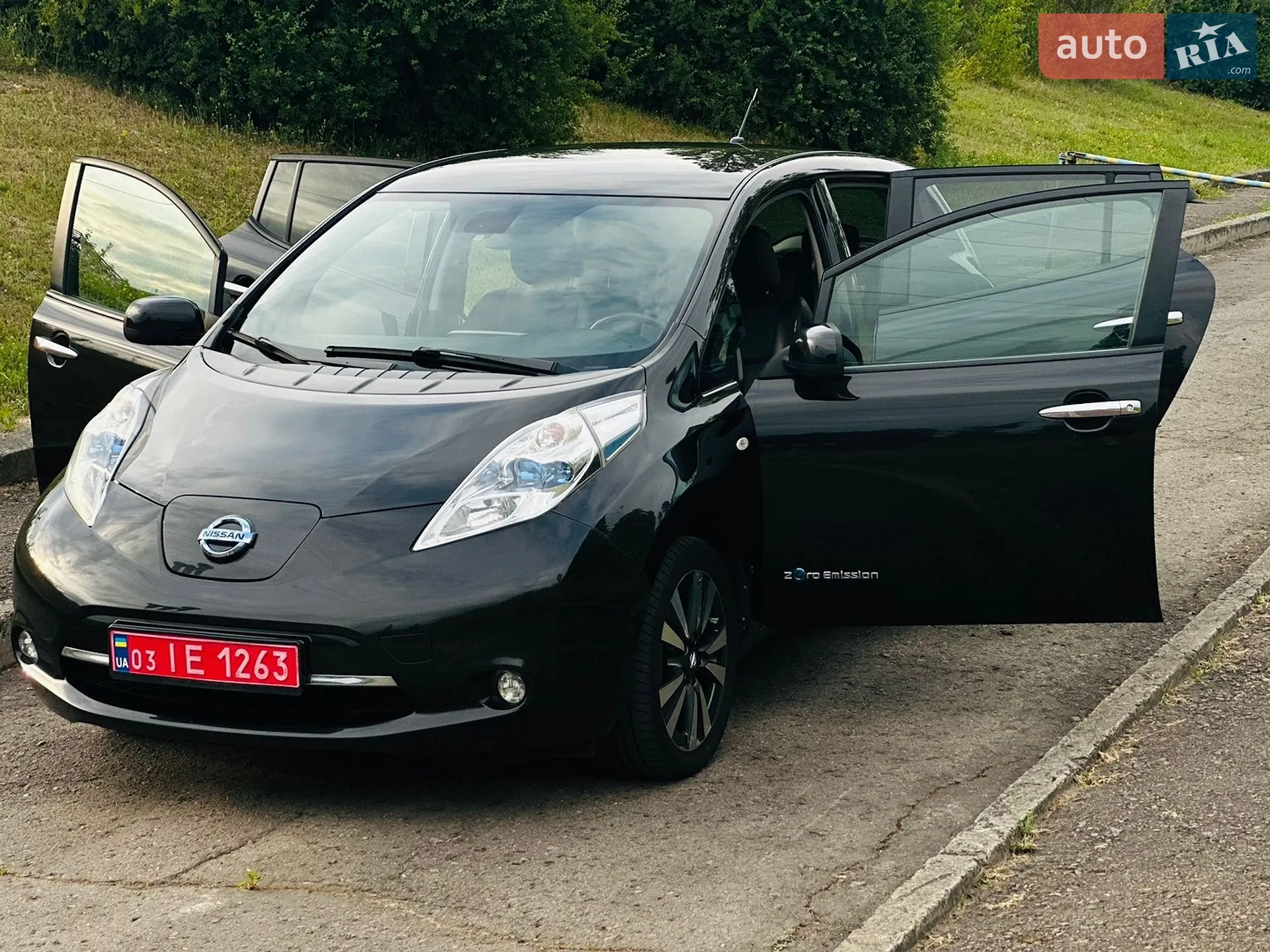 2015 Nissan Leaf - мініатюра 12