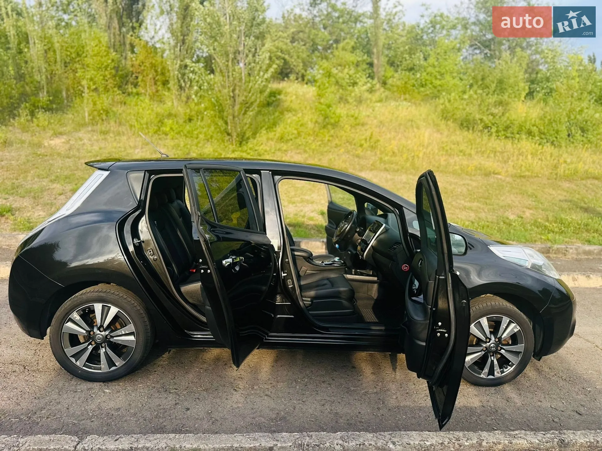 2015 Nissan Leaf - мініатюра 22
