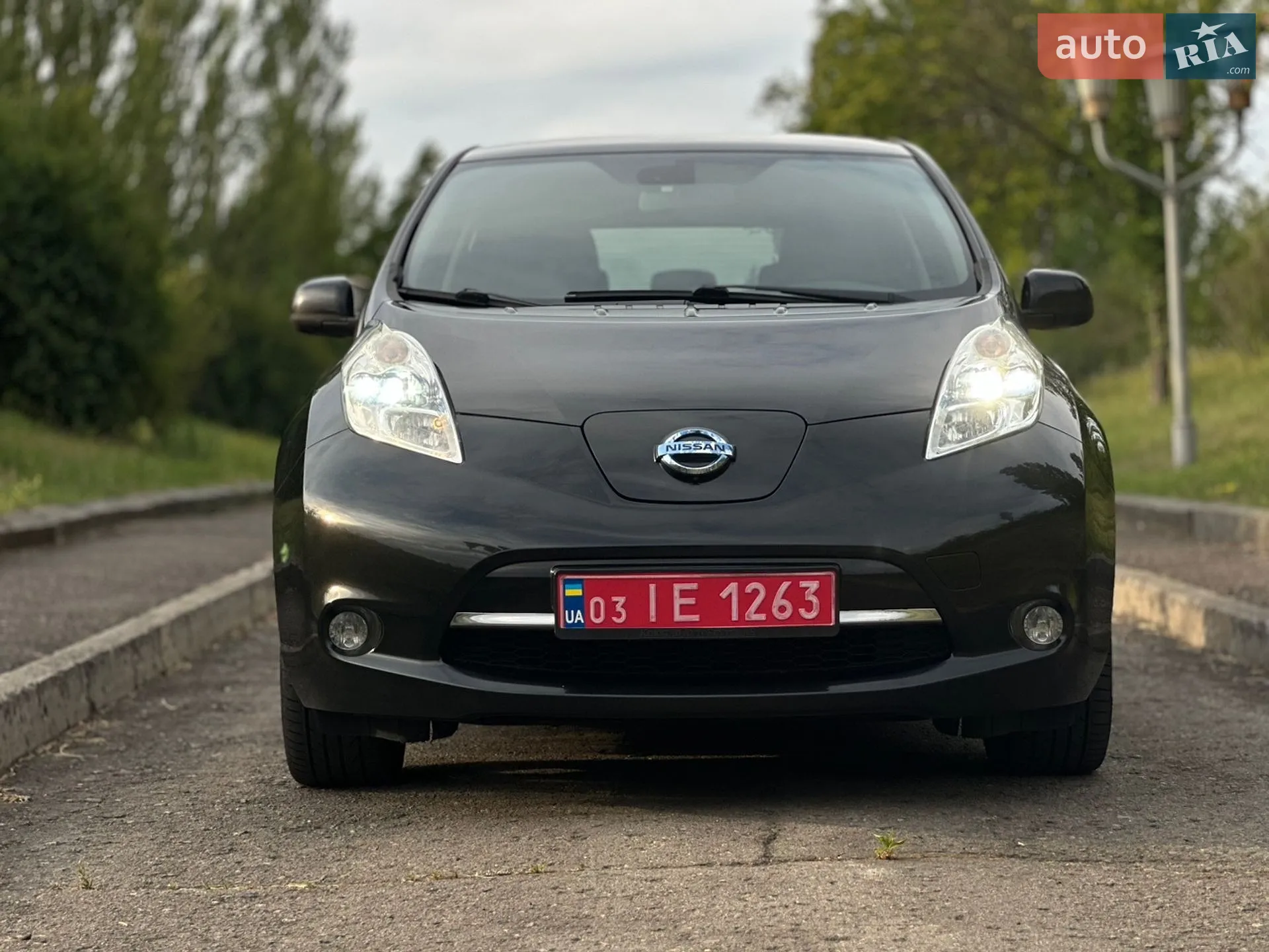 2015 Nissan Leaf - мініатюра 35