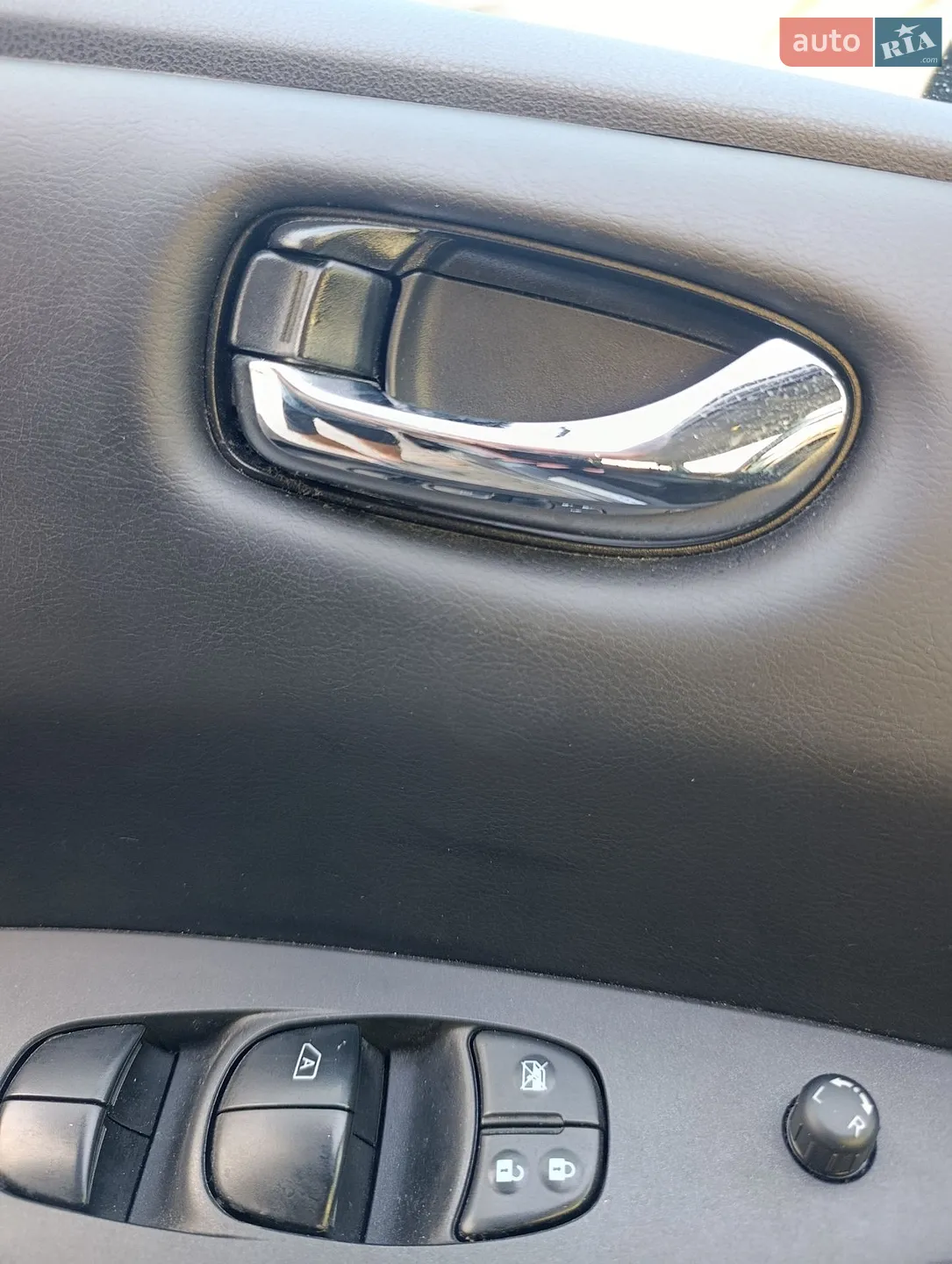 2015 Nissan Leaf - мініатюра 17