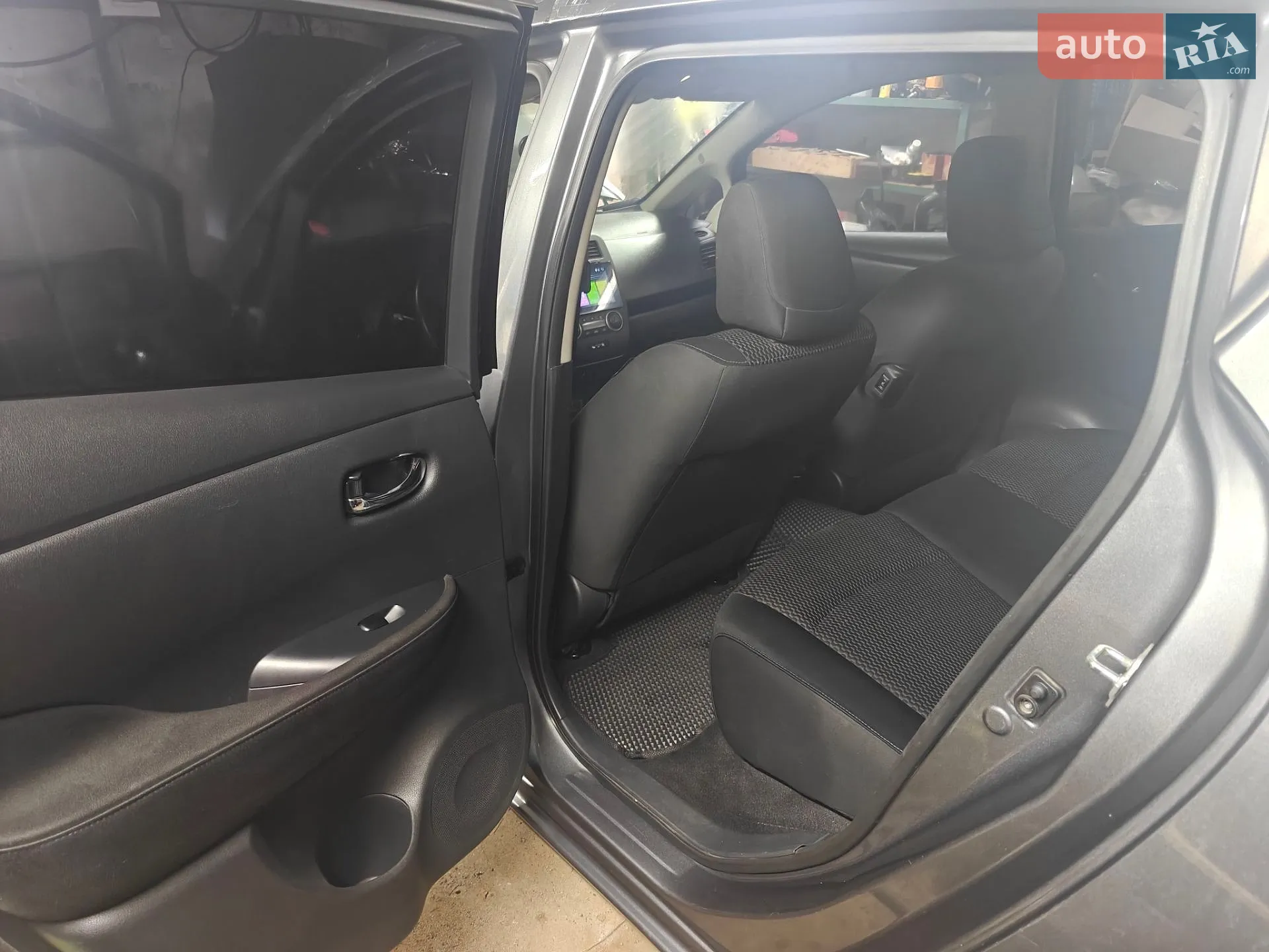 2015 Nissan Leaf - мініатюра 16