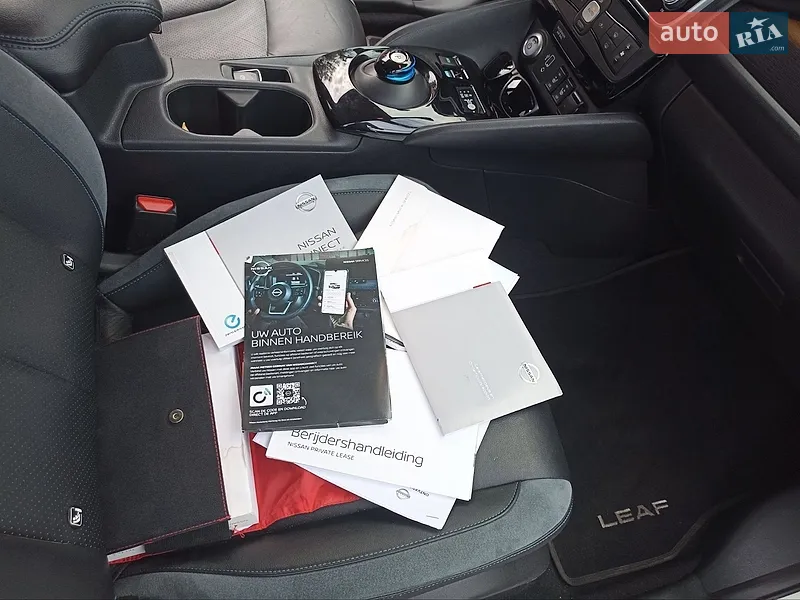 Хэтчбек Nissan Leaf 2020 в Бродах документ