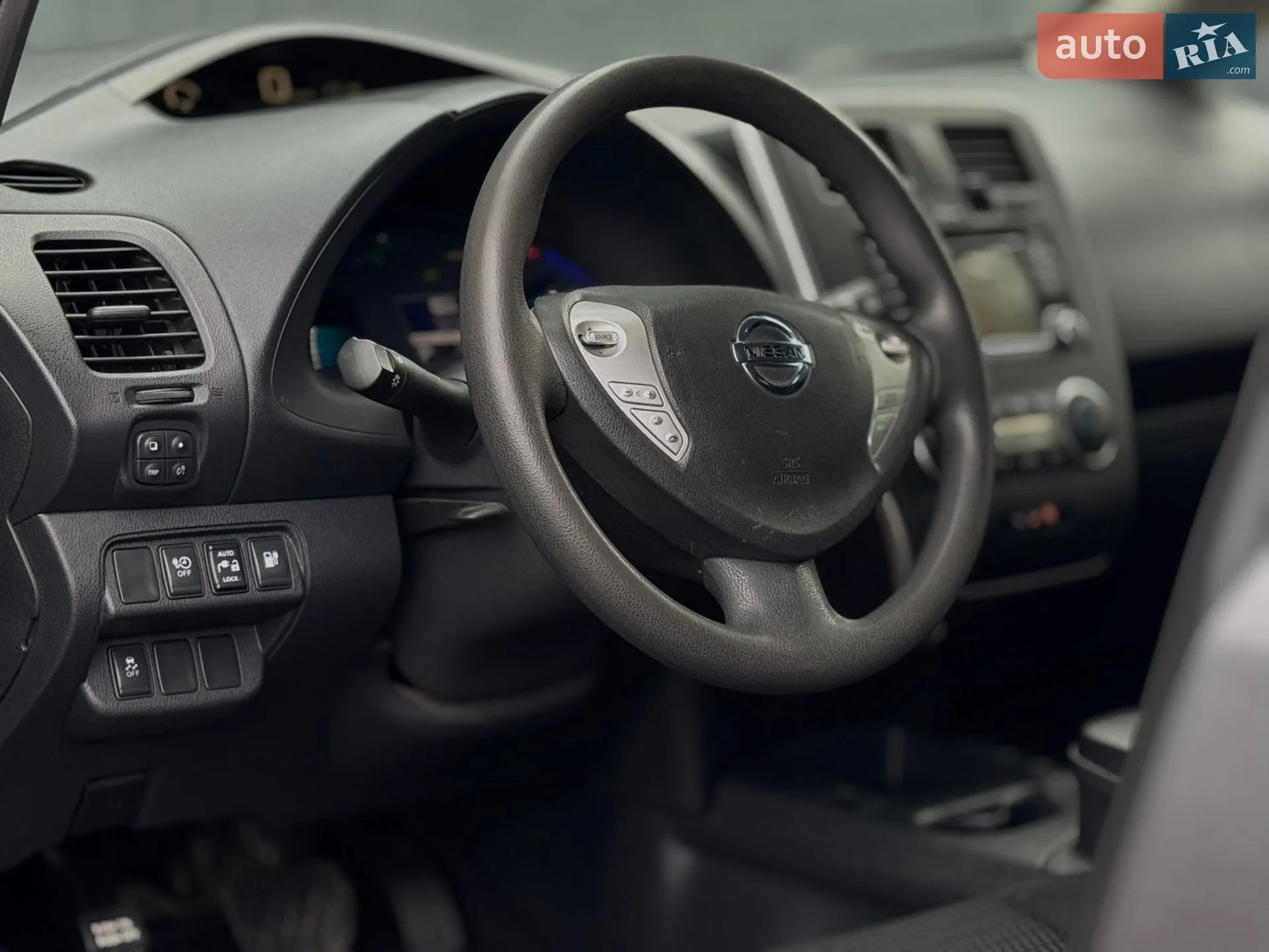 2016 Nissan Leaf - мініатюра 9