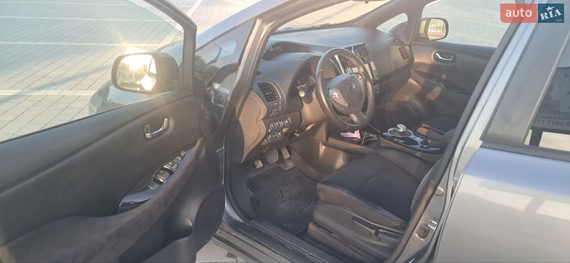2014 Nissan Leaf - мініатюра 12