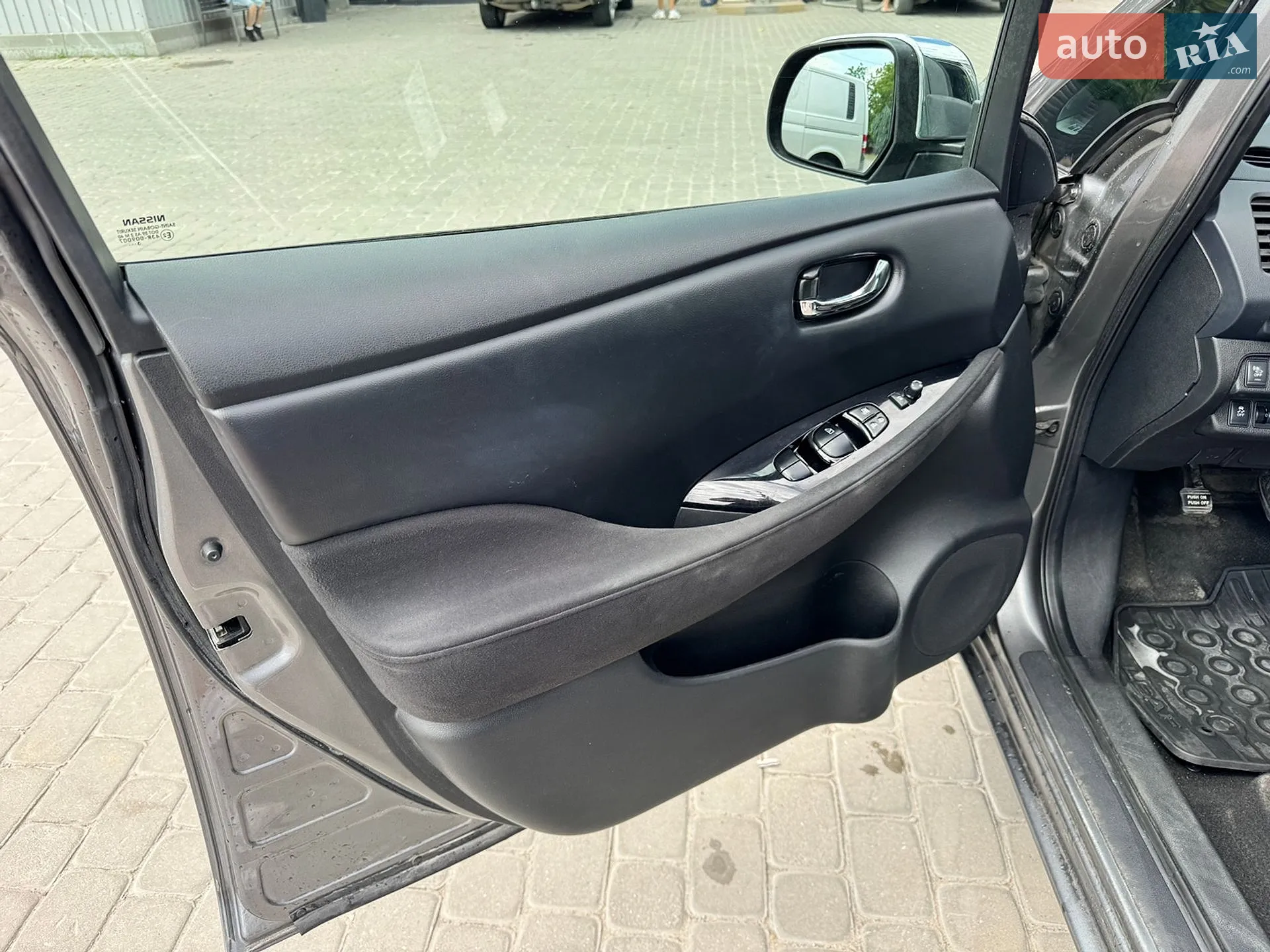 2013 Nissan Leaf - мініатюра 25