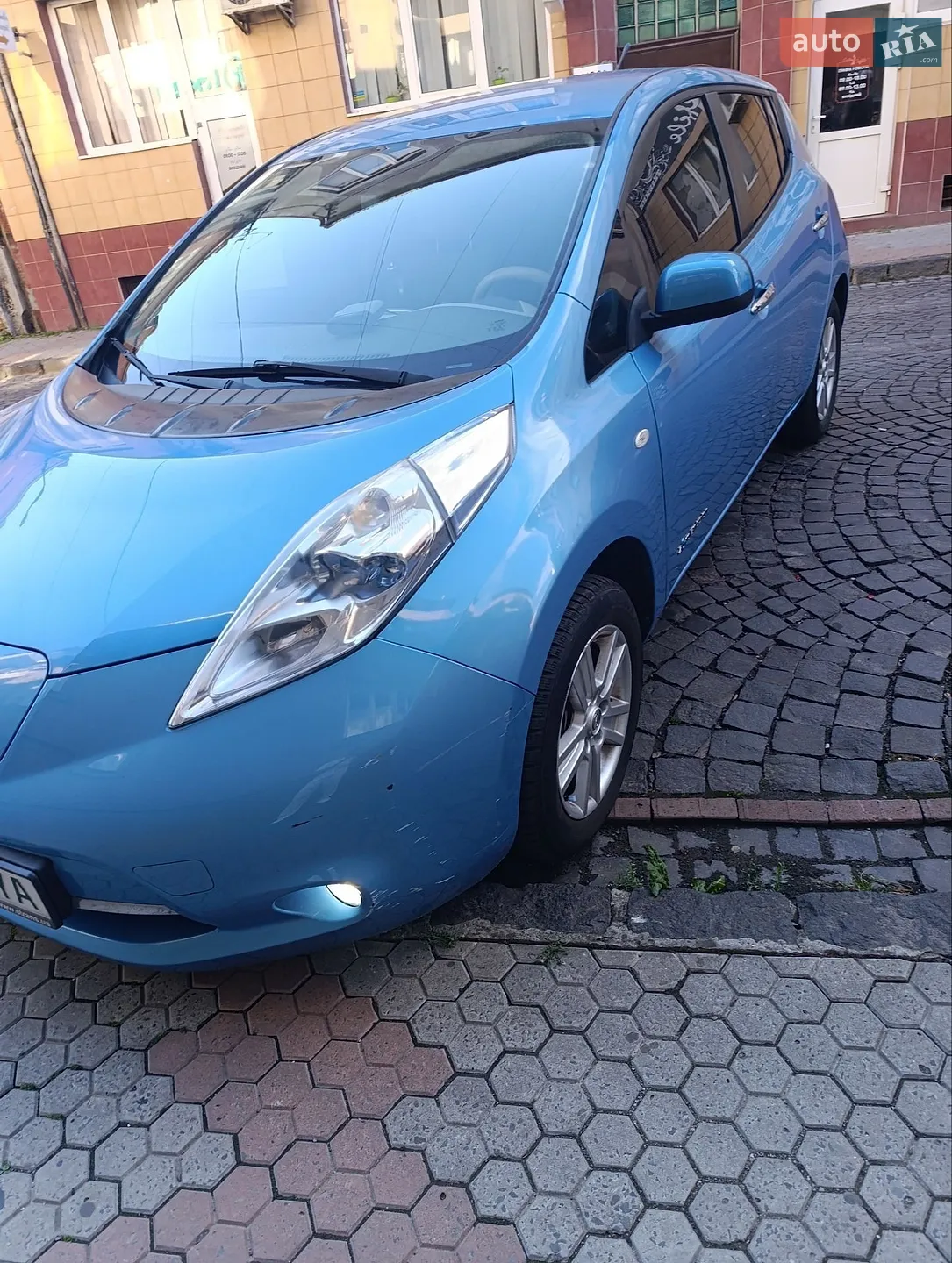 2011 Nissan Leaf - мініатюра 2
