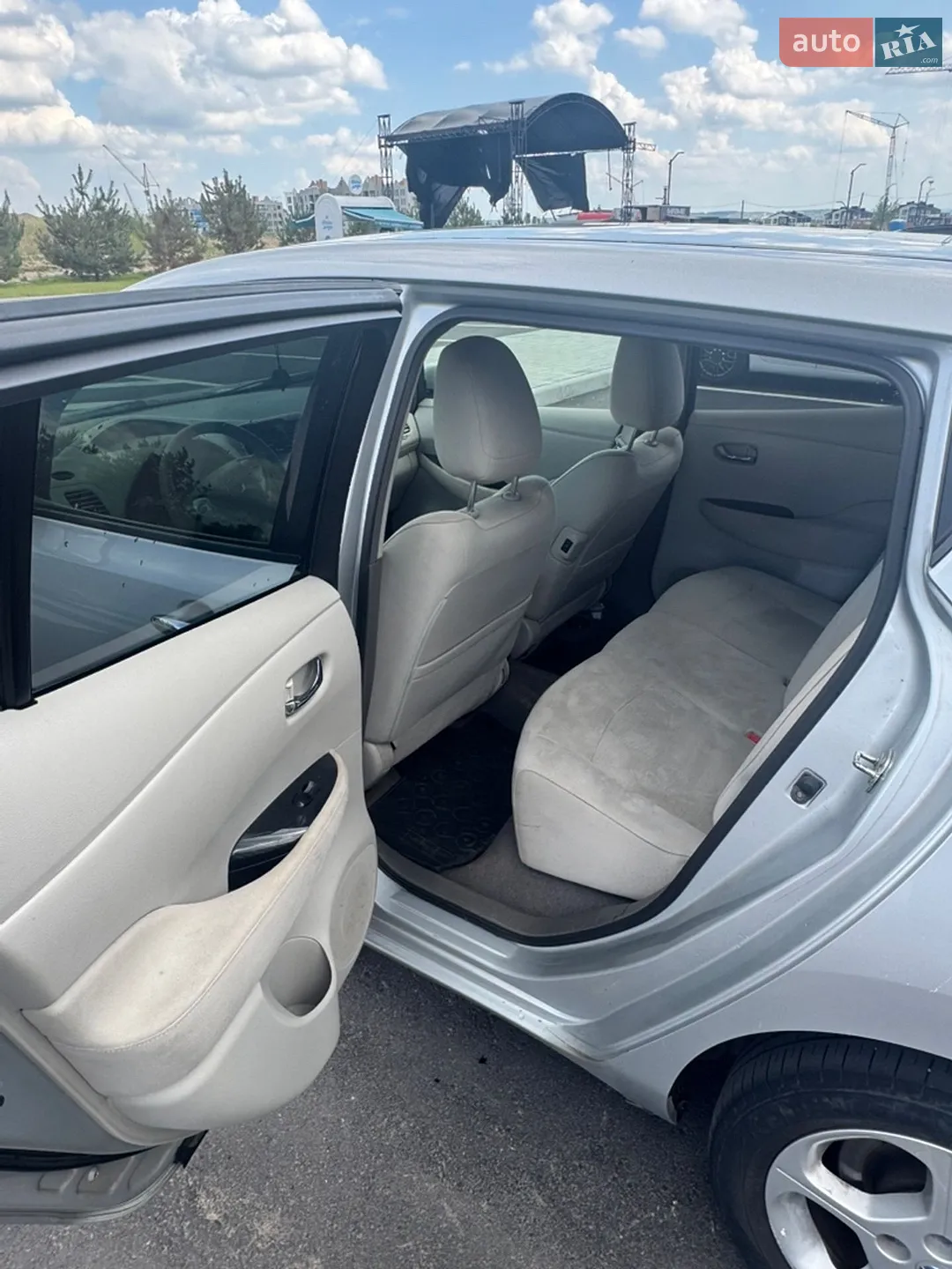 2012 Nissan Leaf - мініатюра 7