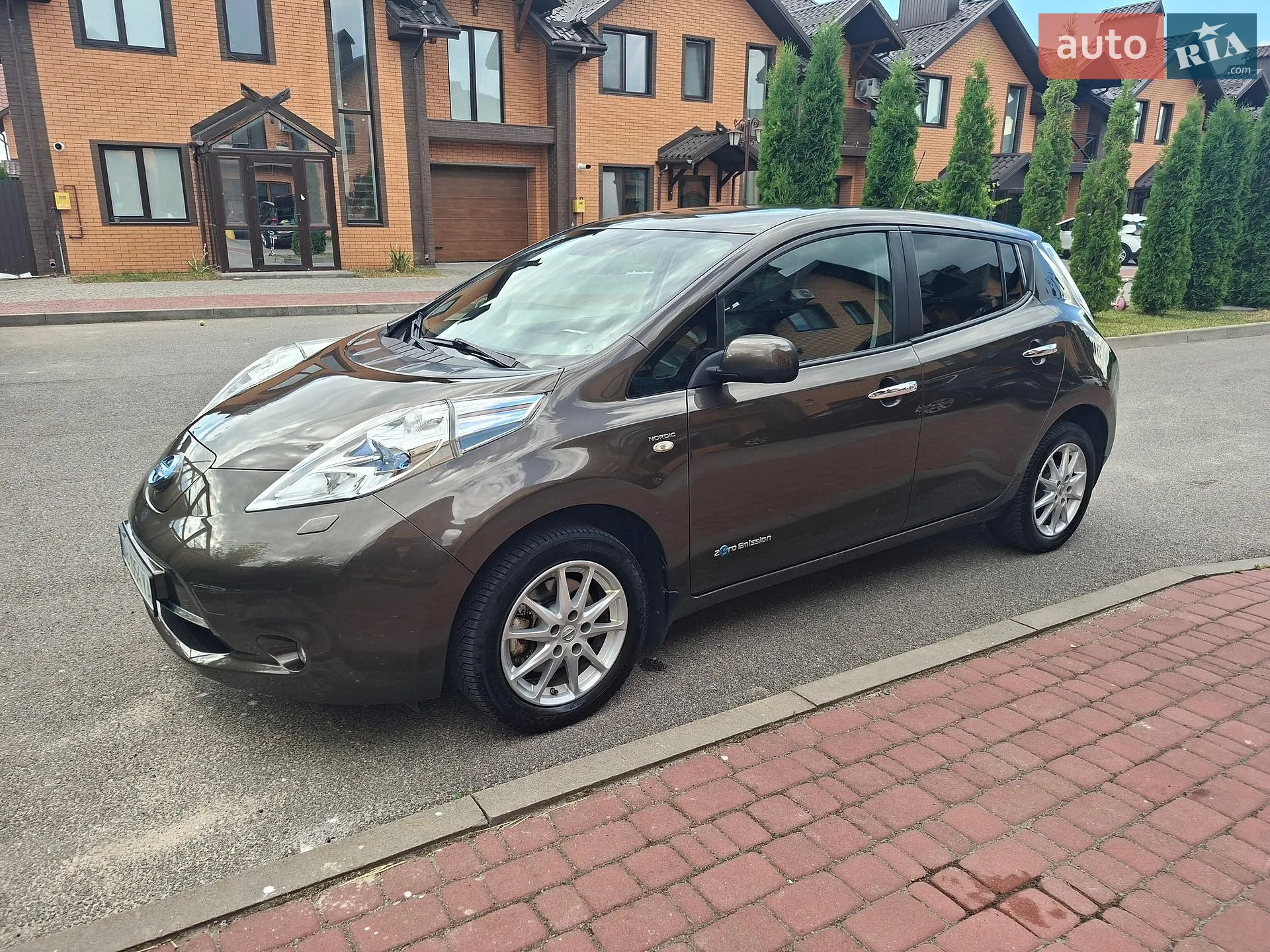 2016 Nissan Leaf - мініатюра 4