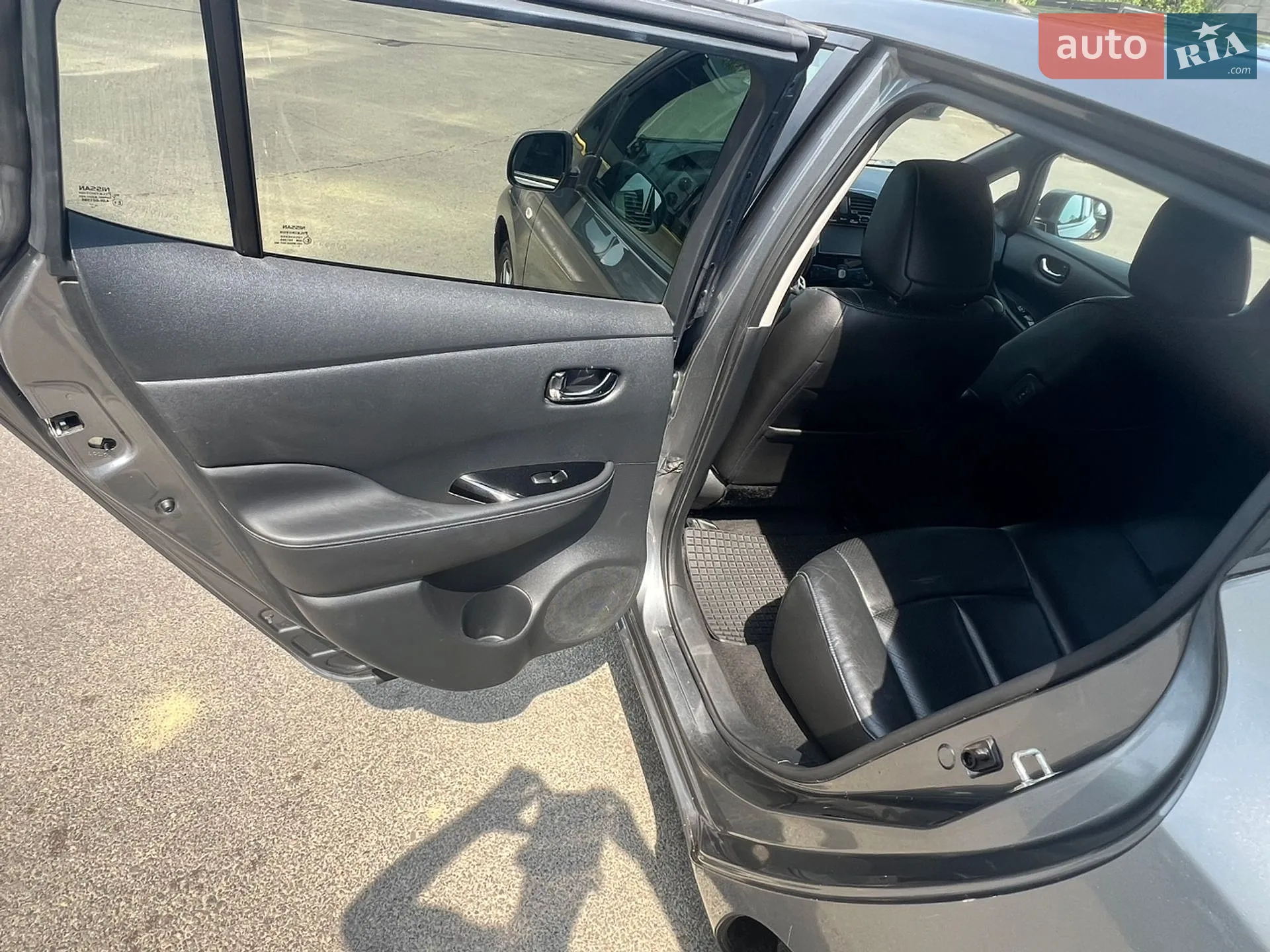 2014 Nissan Leaf - мініатюра 17