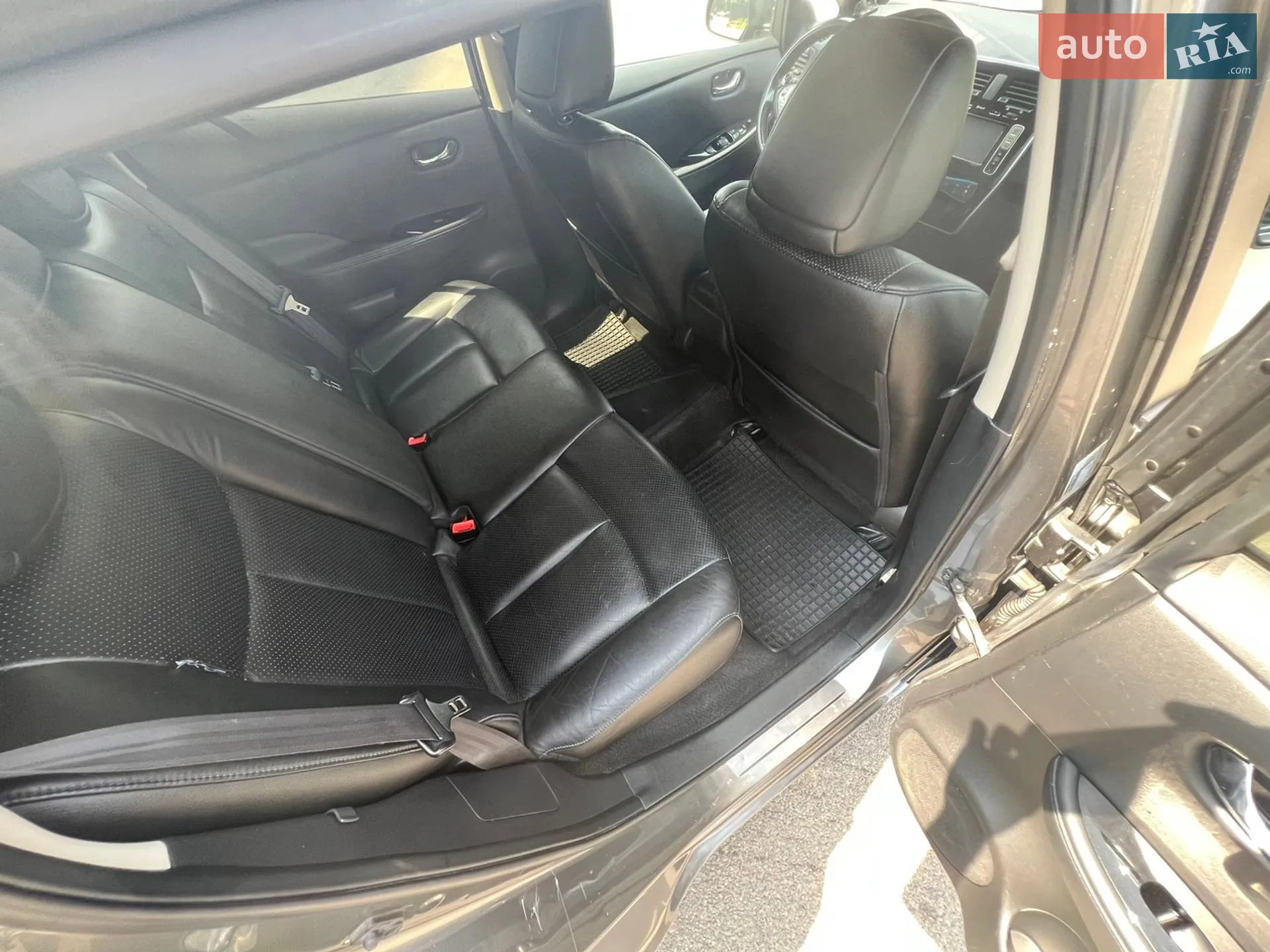 2014 Nissan Leaf - мініатюра 25