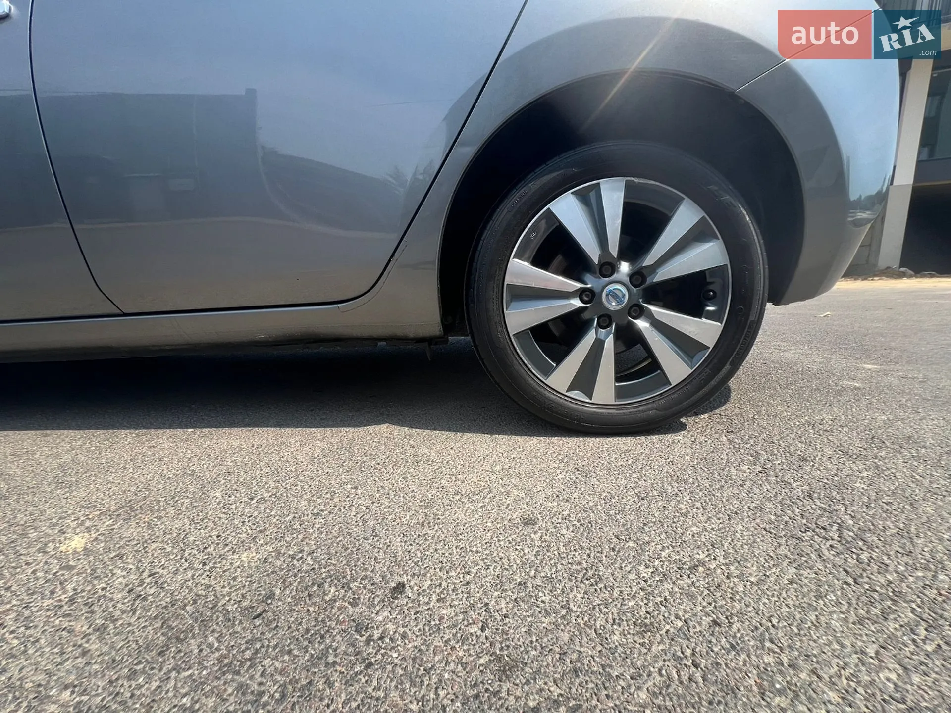 2014 Nissan Leaf - мініатюра 33
