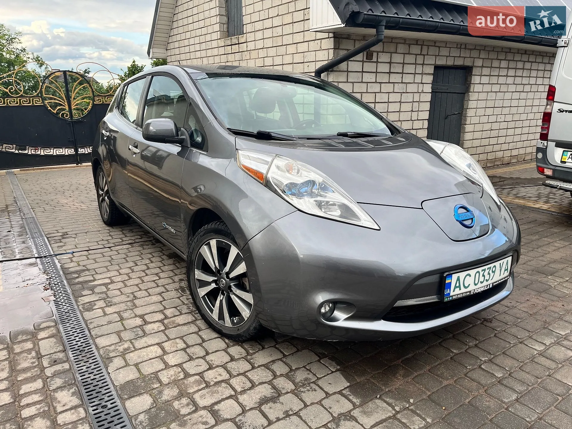 2016 Nissan Leaf - мініатюра 3