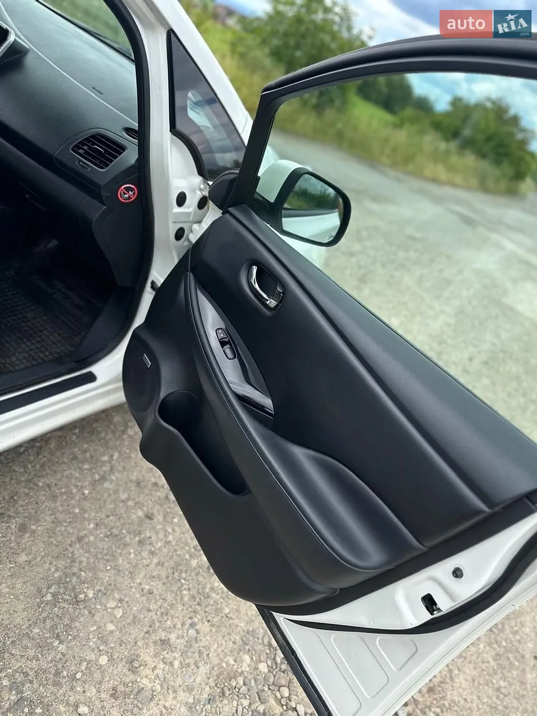 2014 Nissan Leaf - мініатюра 18