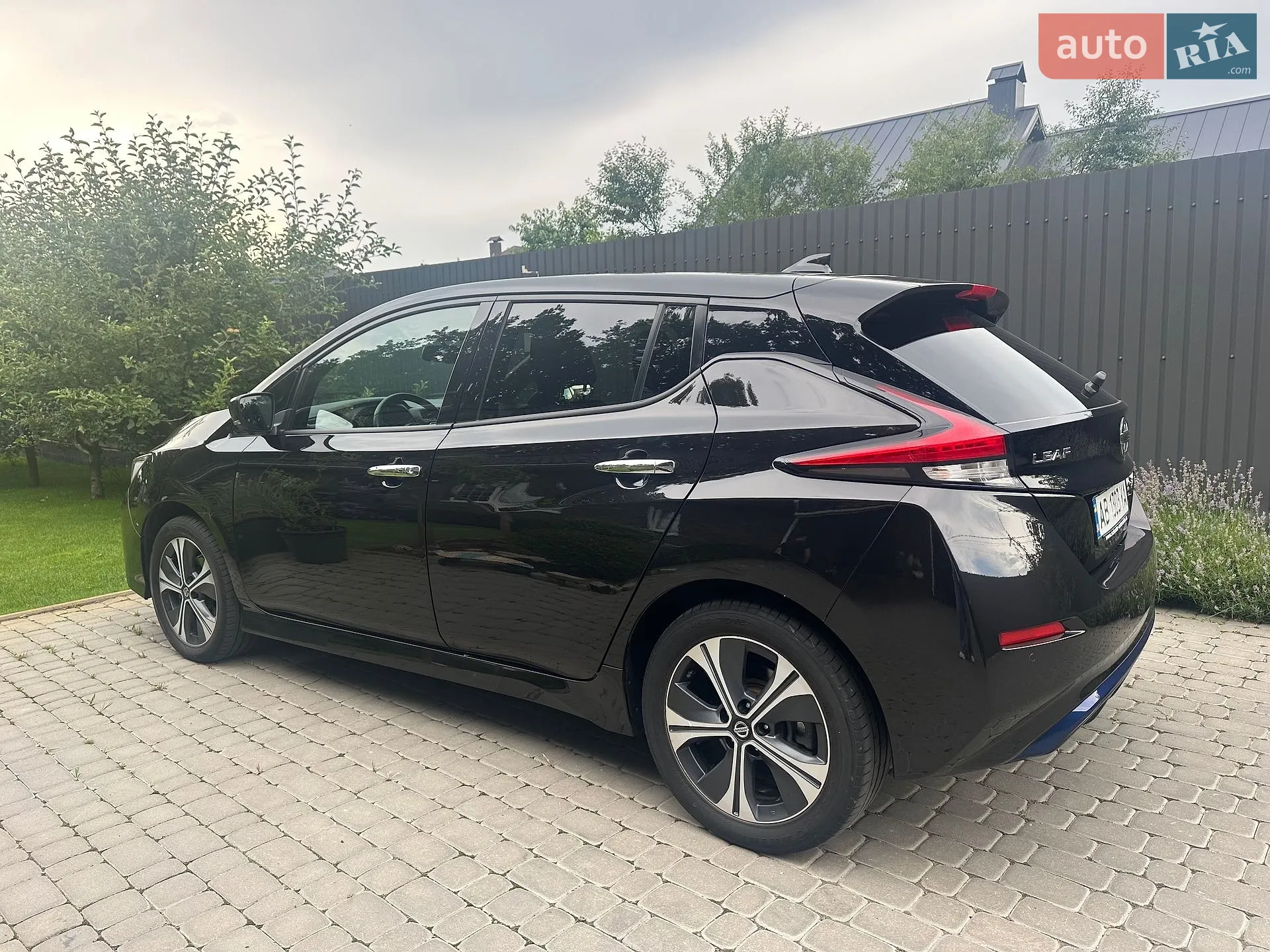 2021 Nissan Leaf - мініатюра 3