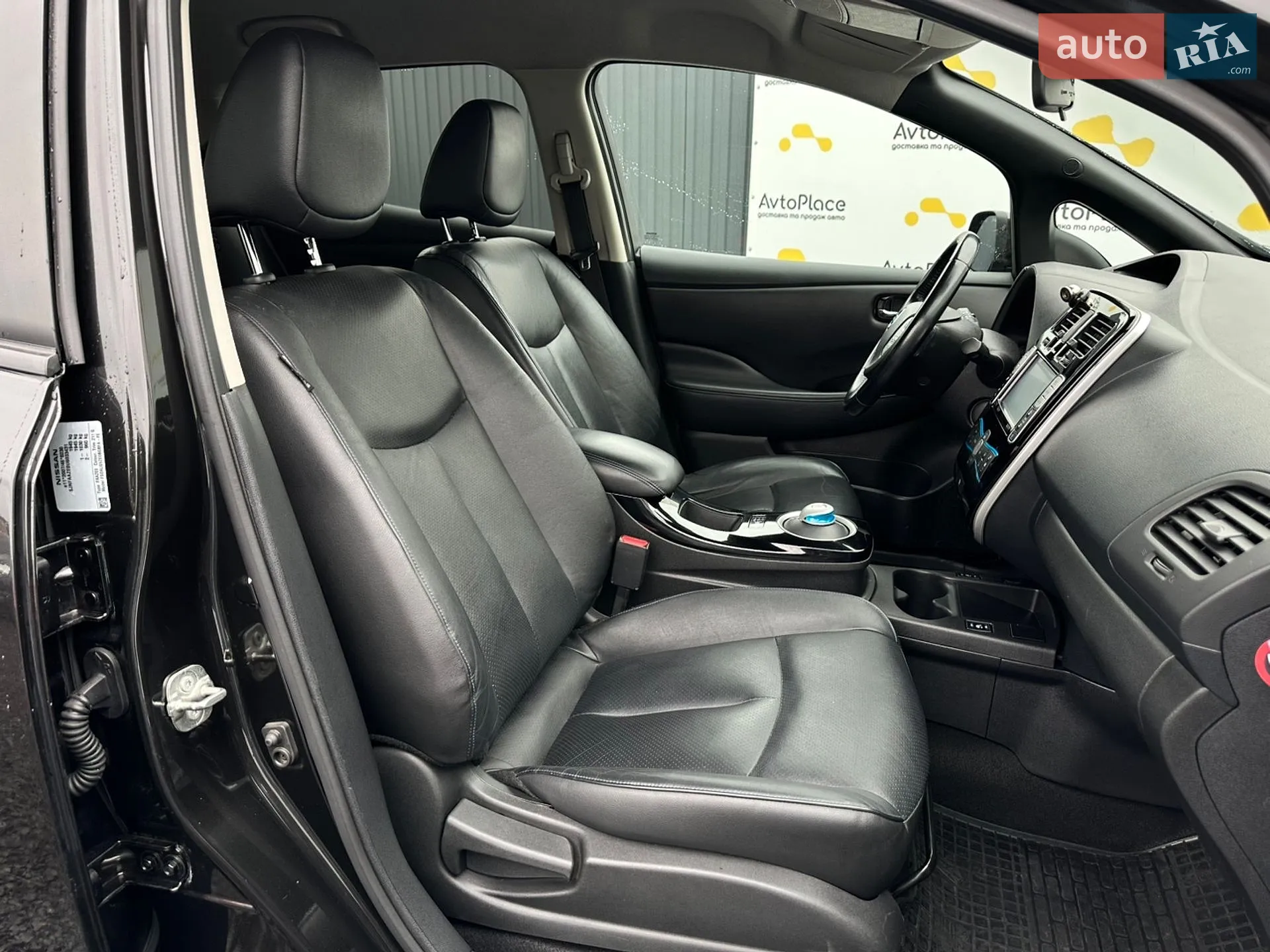 2015 Nissan Leaf - мініатюра 36