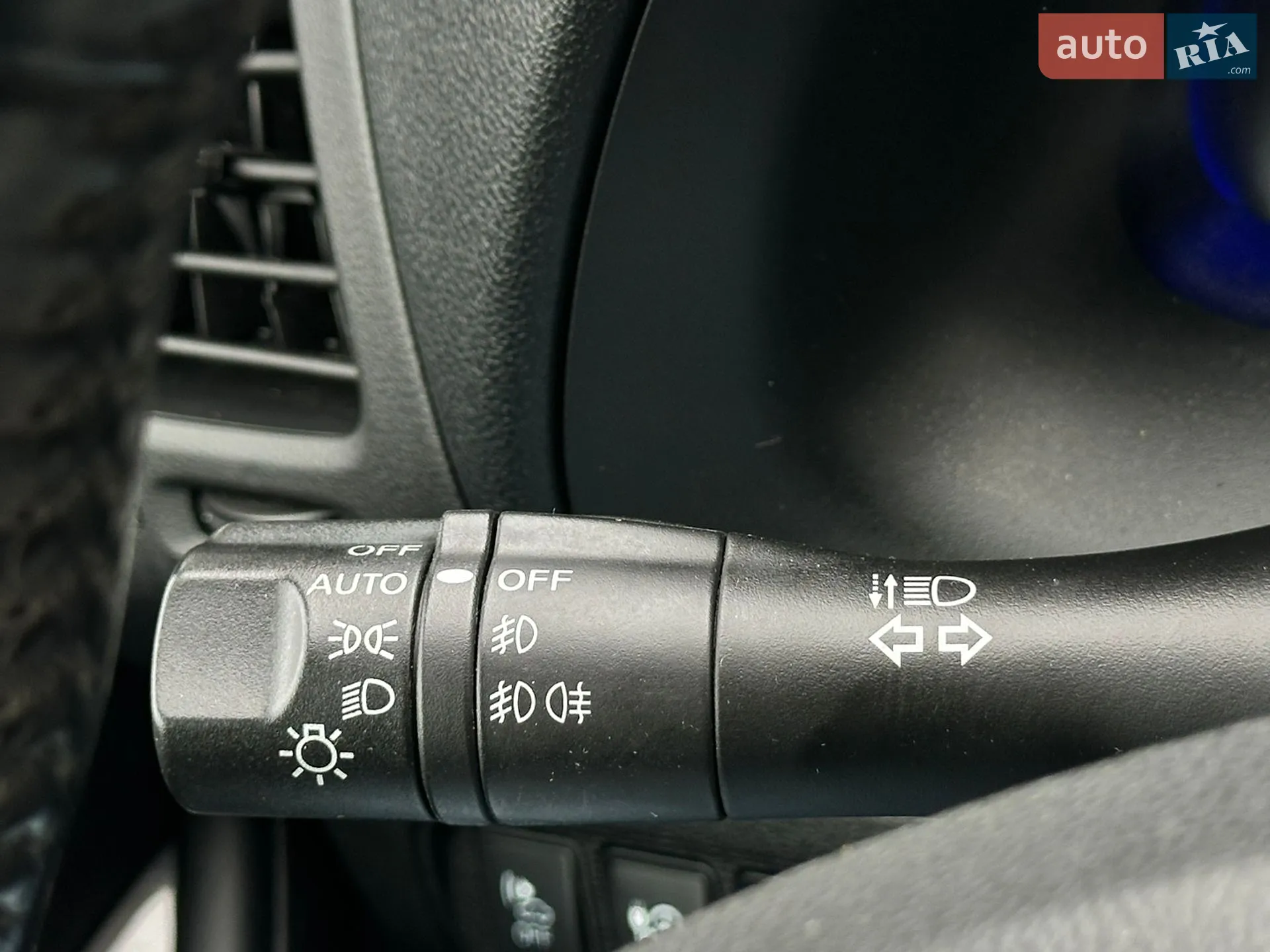 2015 Nissan Leaf - мініатюра 46