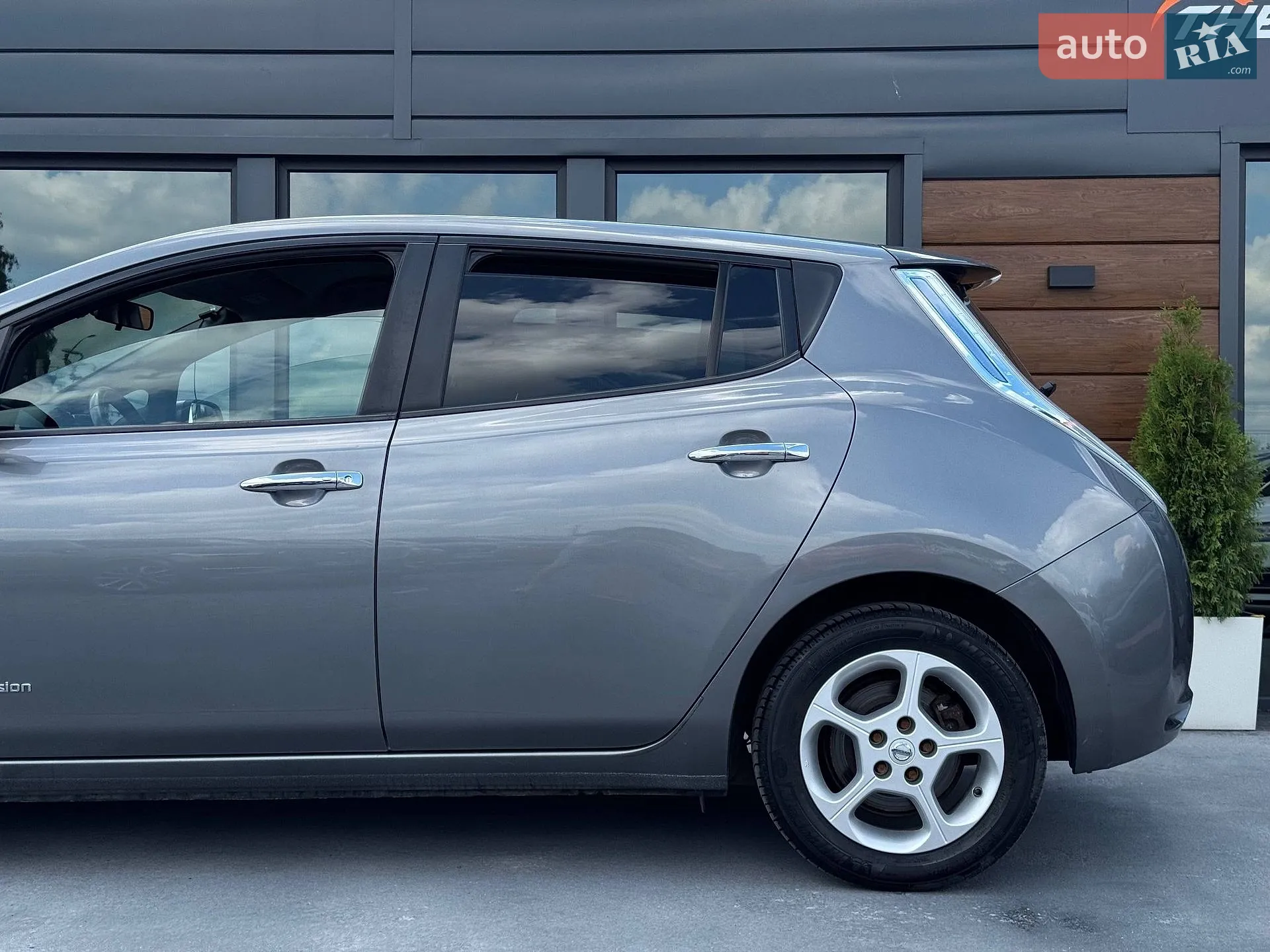 2014 Nissan Leaf - мініатюра 13