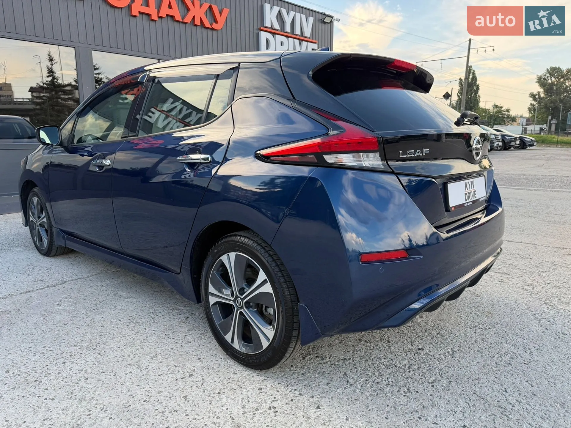 2020 Nissan Leaf - мініатюра 10