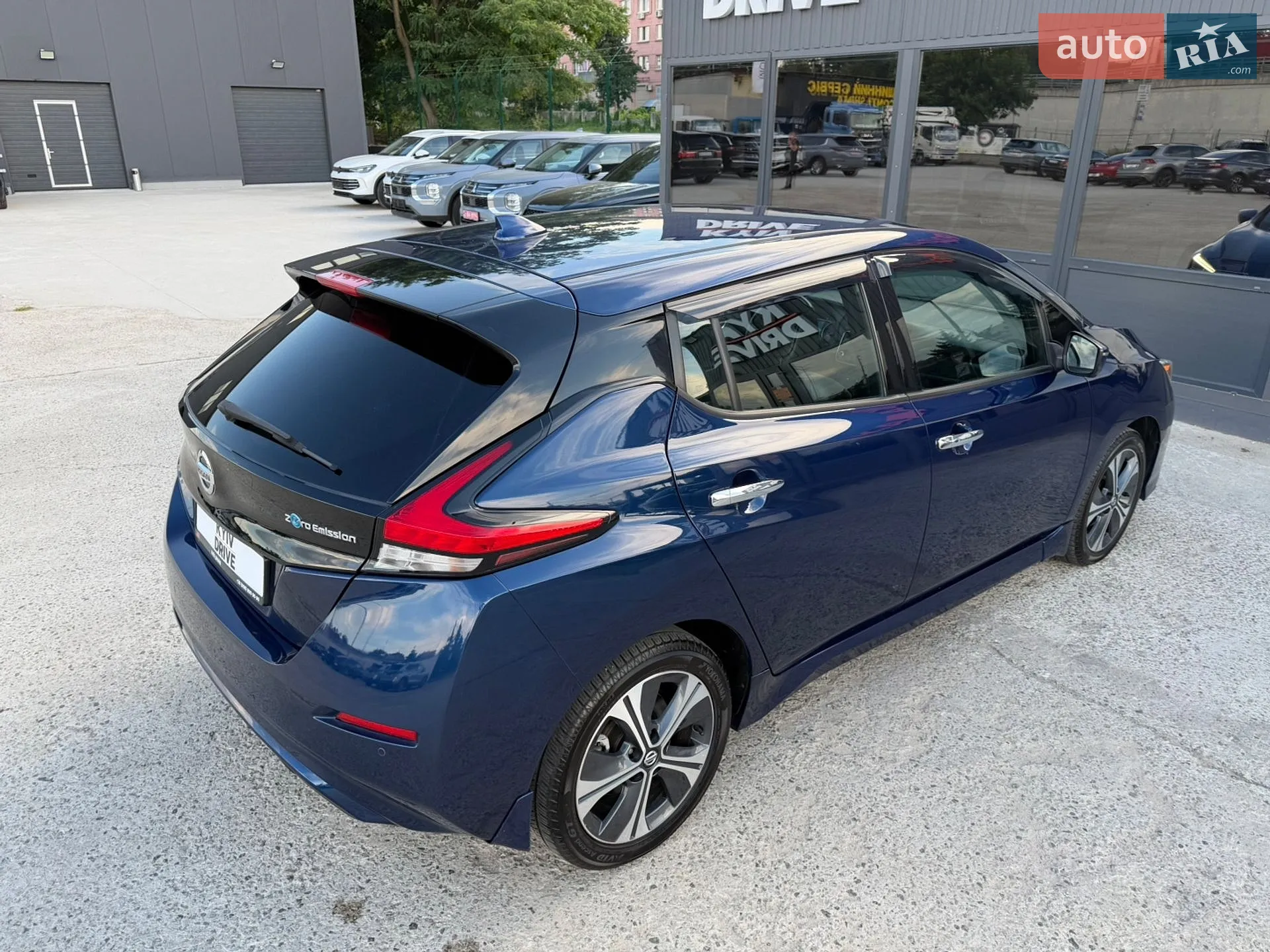 2020 Nissan Leaf - мініатюра 17