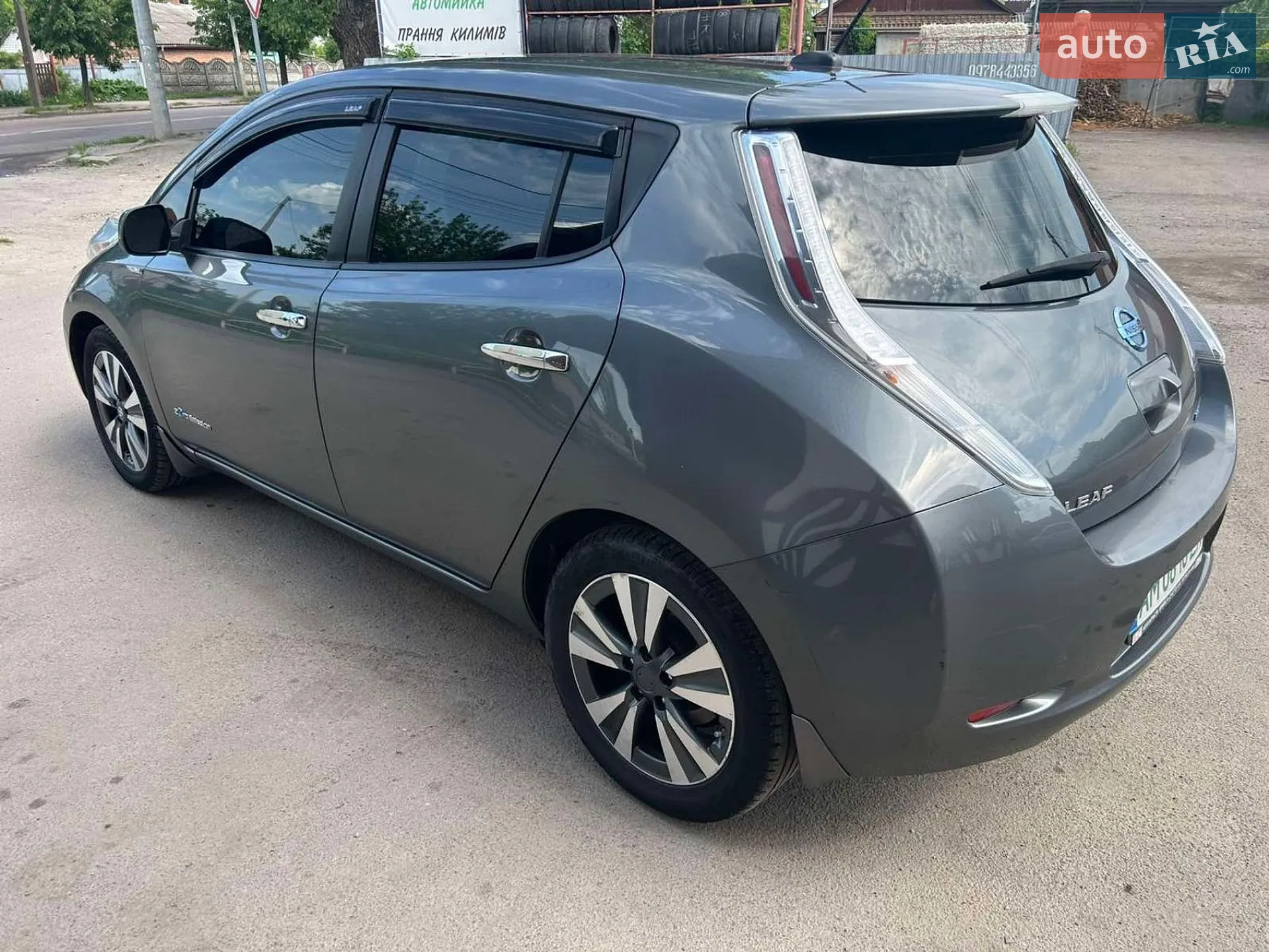 2016 Nissan Leaf - мініатюра 9