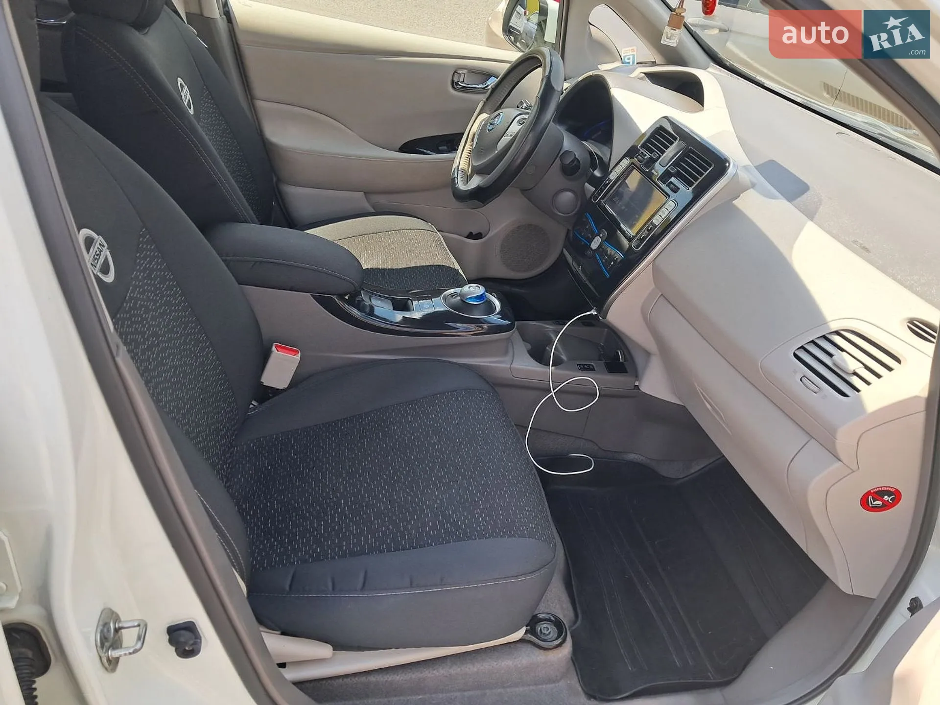 2011 Nissan Leaf - мініатюра 6