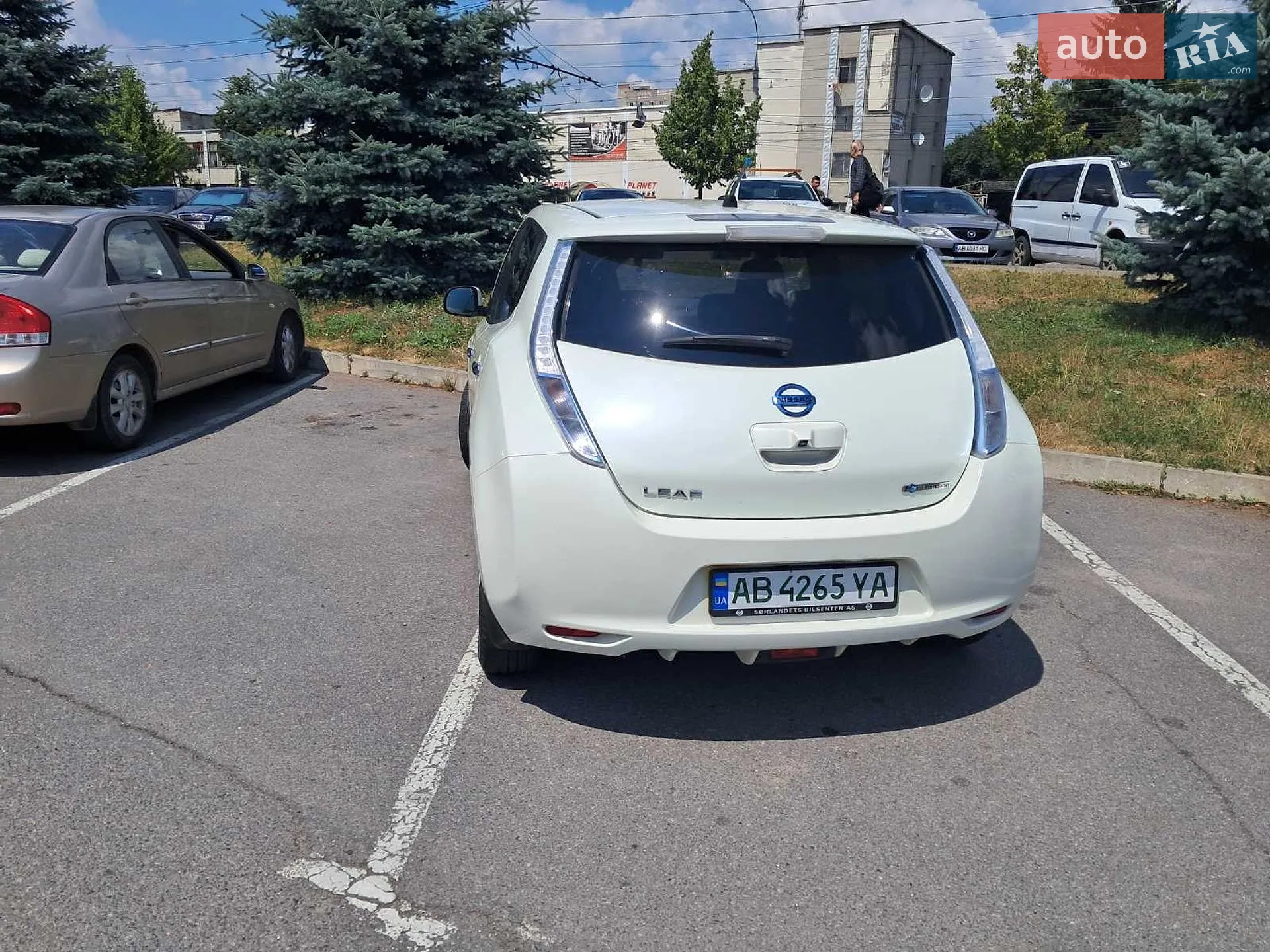 2011 Nissan Leaf - мініатюра 4