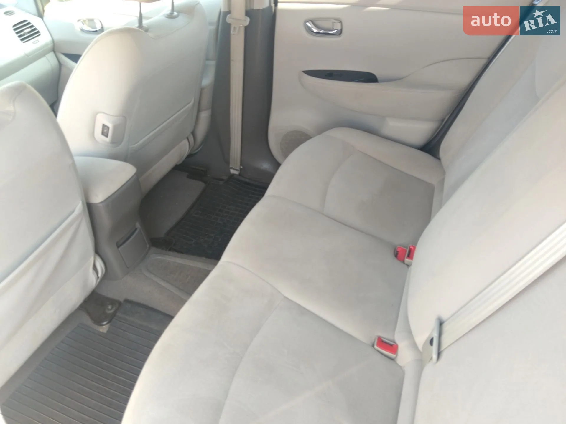 2012 Nissan Leaf - мініатюра 34