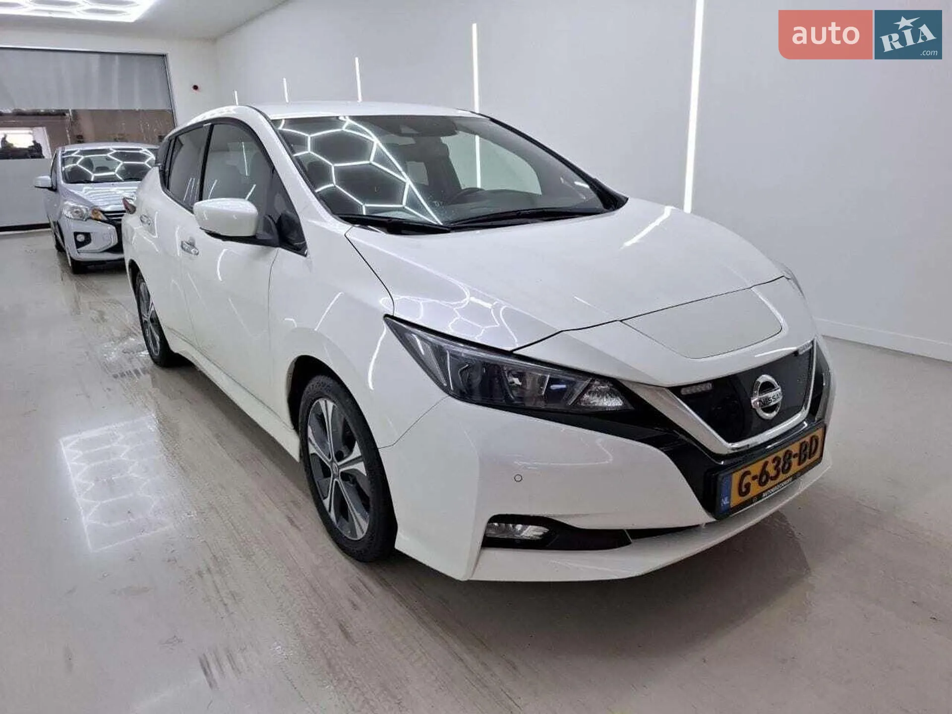 2019 Nissan Leaf - мініатюра 2