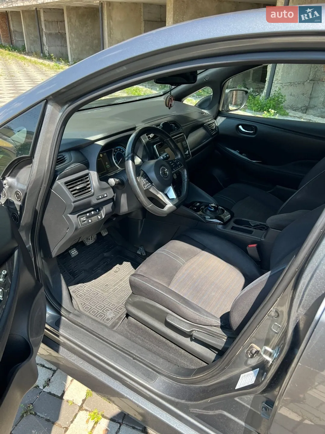 2019 Nissan Leaf - мініатюра 17