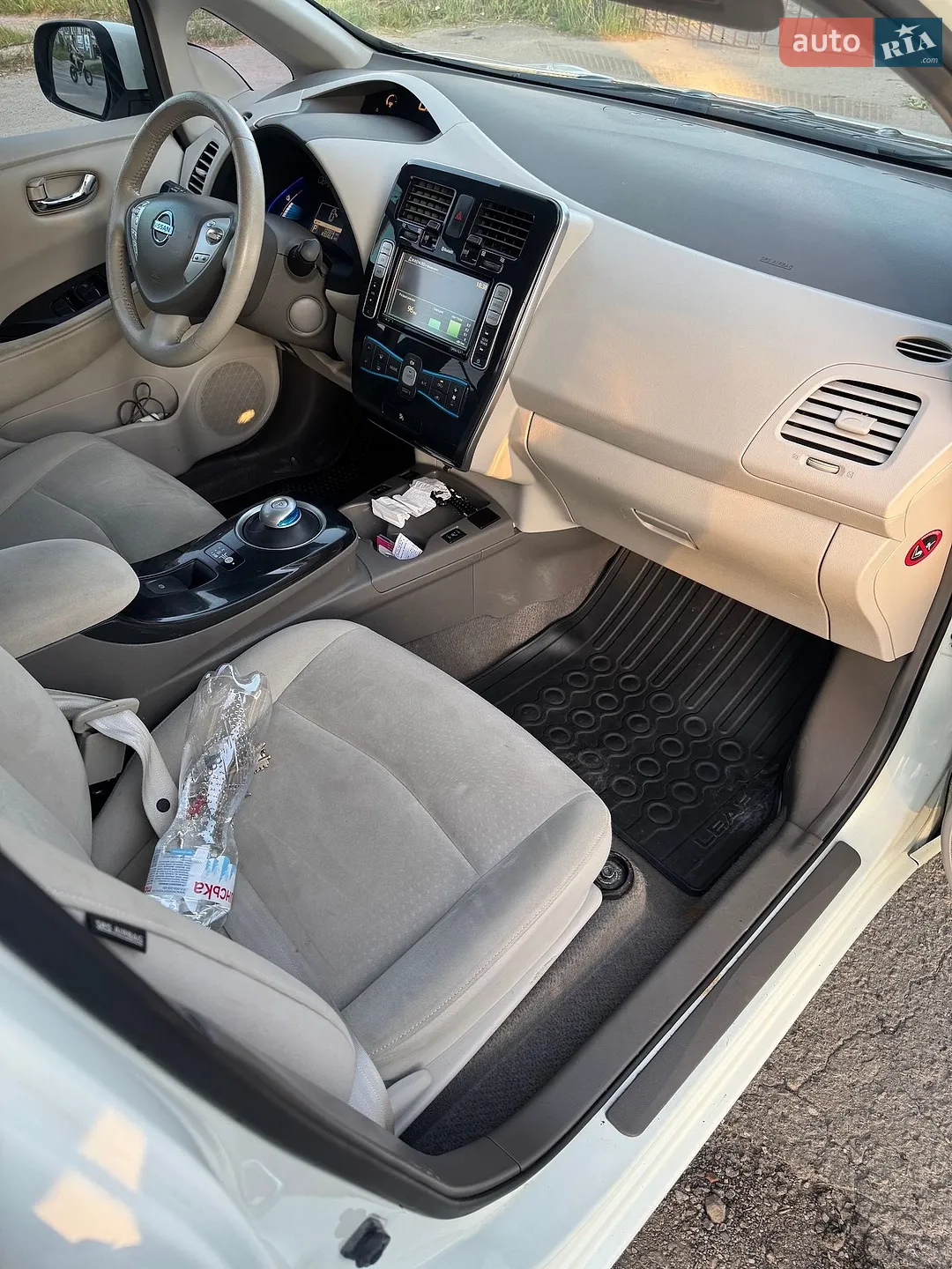 2011 Nissan Leaf - мініатюра 11
