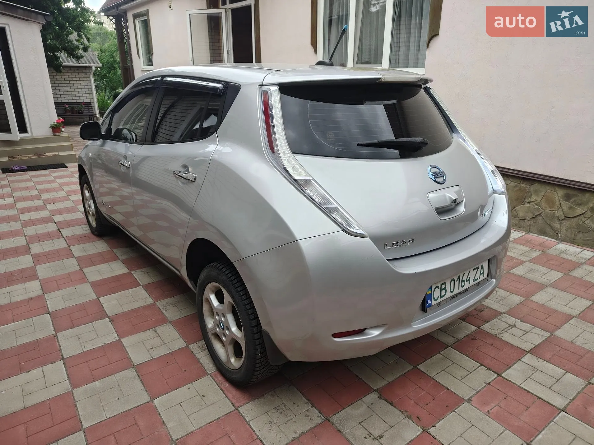 2011 Nissan Leaf - мініатюра 2