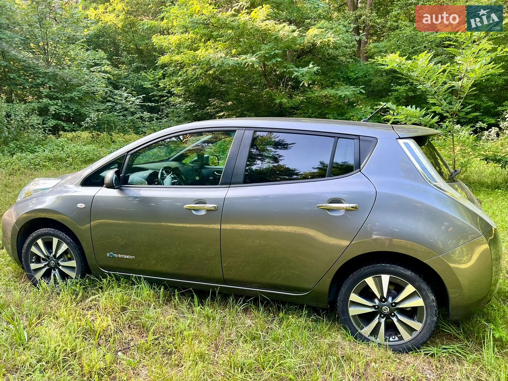 2015 Nissan Leaf - мініатюра 4