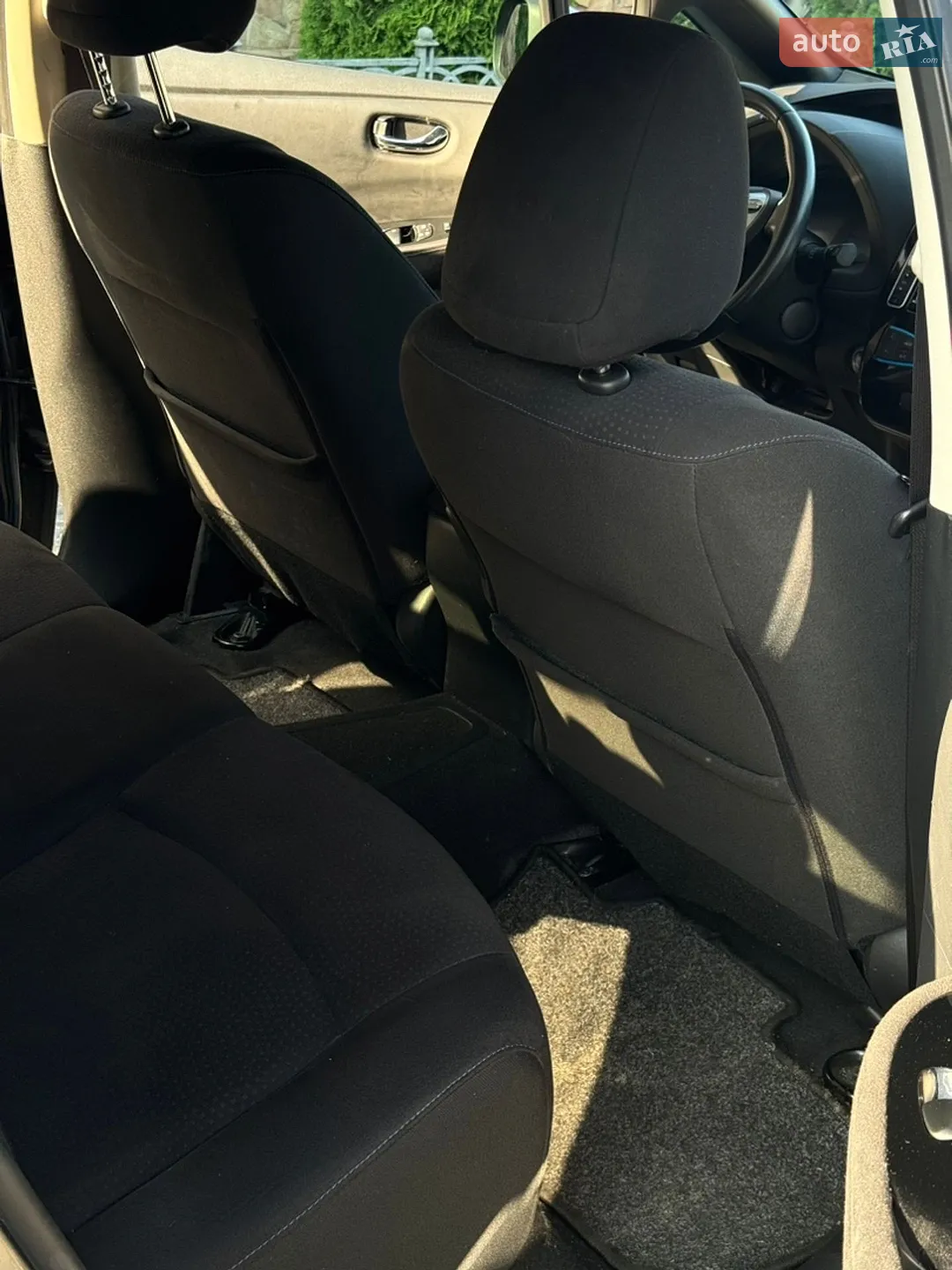 2014 Nissan Leaf - мініатюра 23