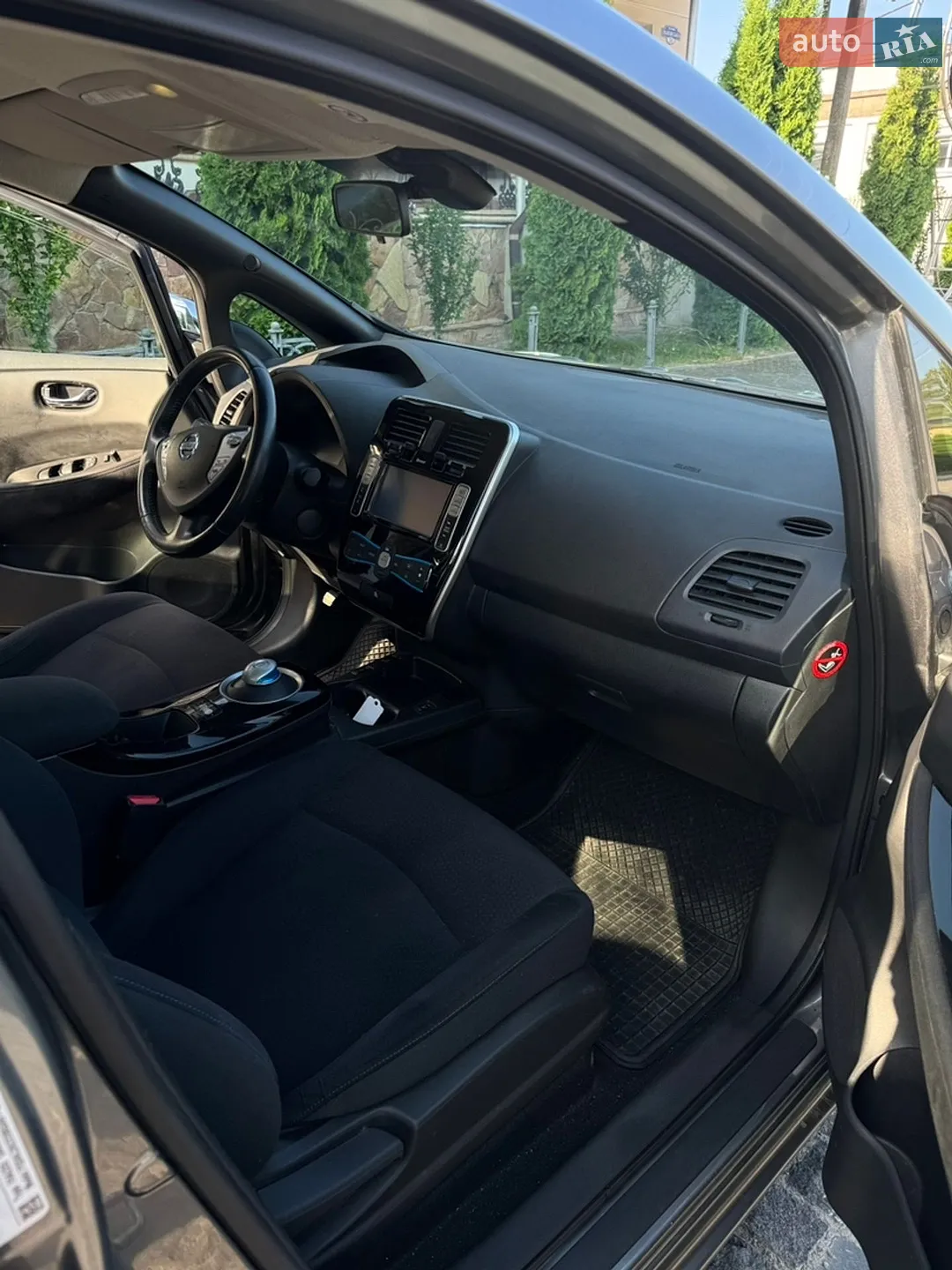 2014 Nissan Leaf - мініатюра 27
